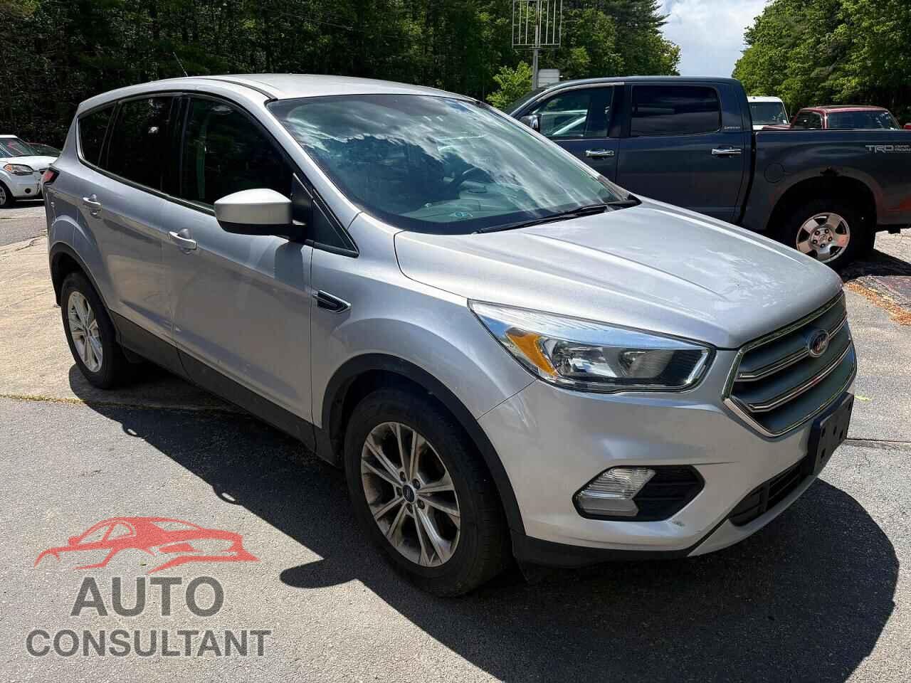 FORD ESCAPE 2017 - 1FMCU9G97HUB66882