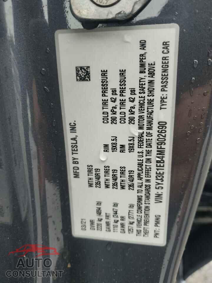 TESLA MODEL 3 2021 - 5YJ3E1EB4MF902690
