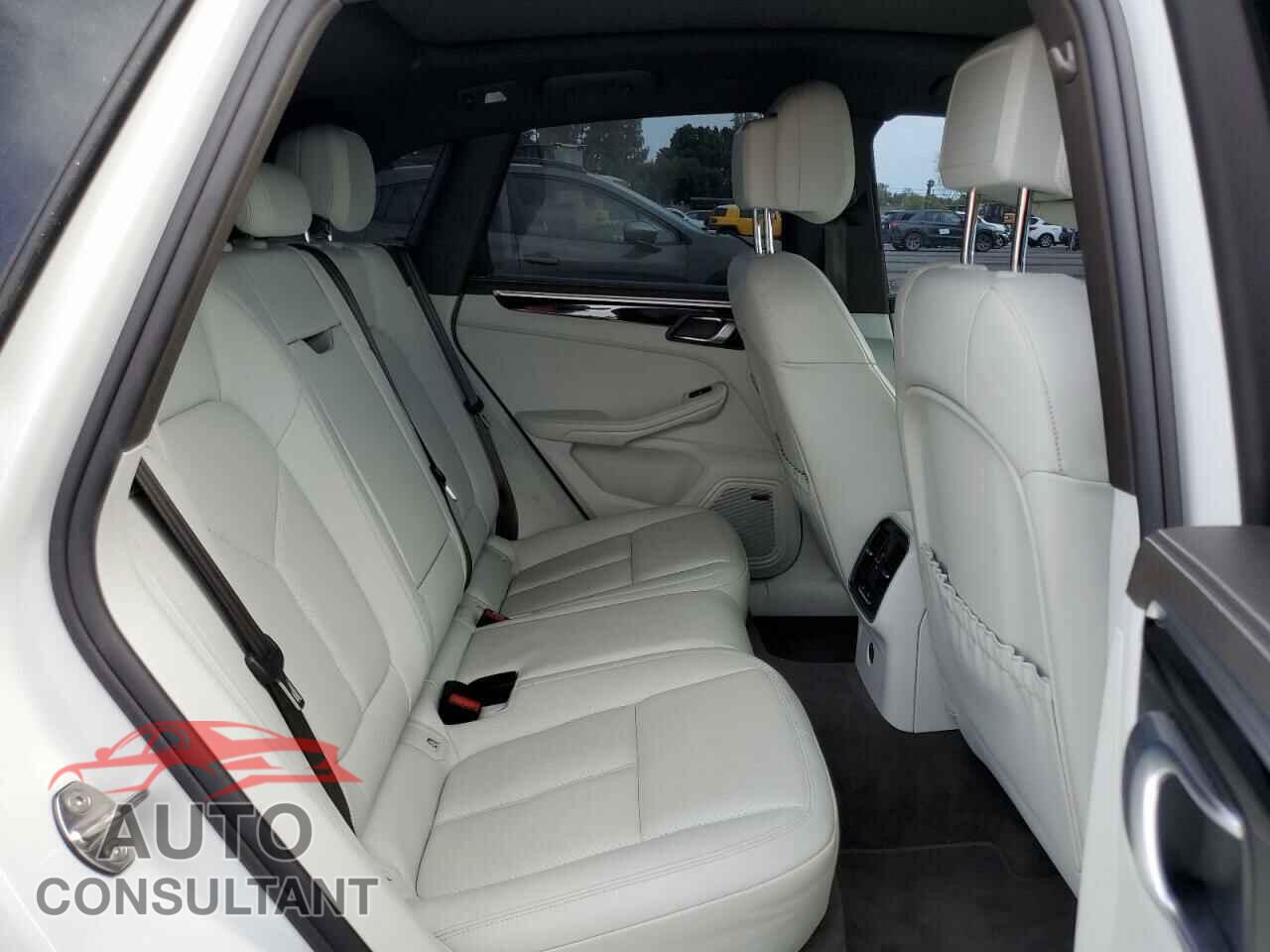 PORSCHE MACAN 2018 - WP1AB2A59JLB38235