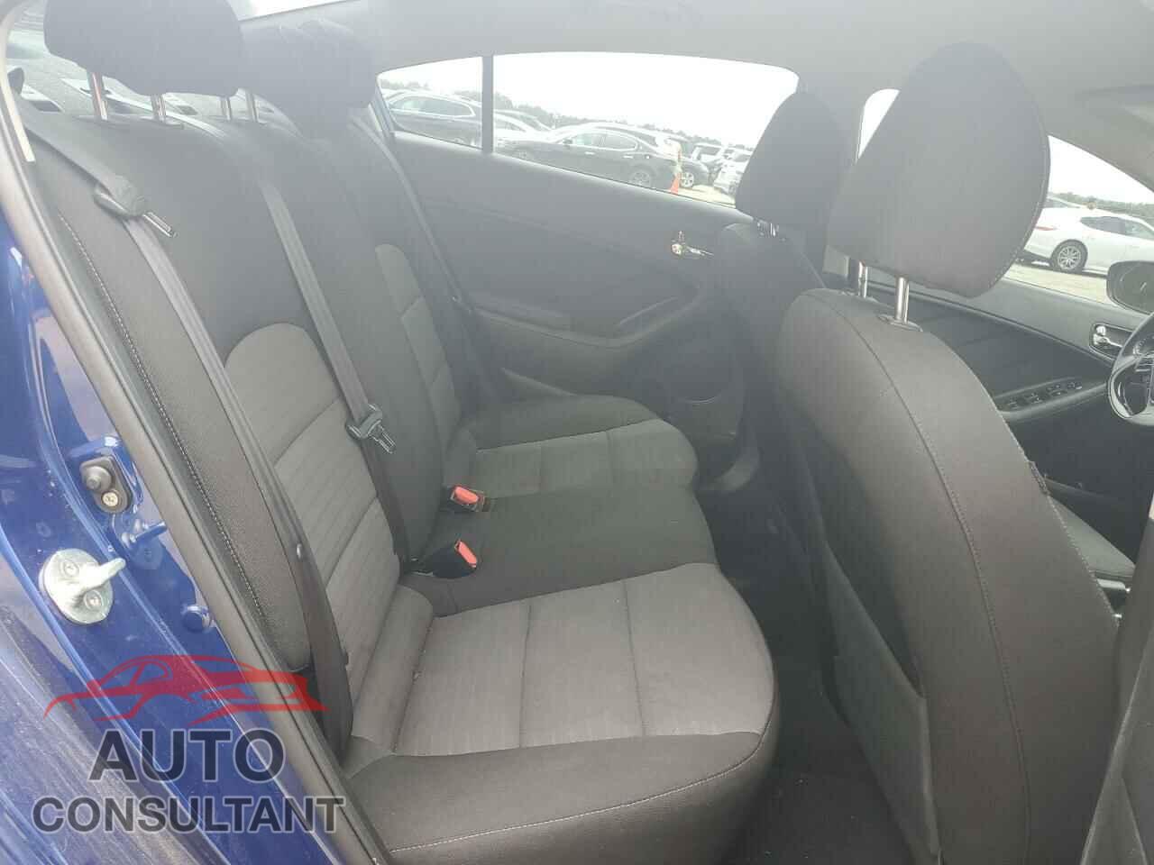 KIA FORTE 2017 - 3KPFL4A70HE135812