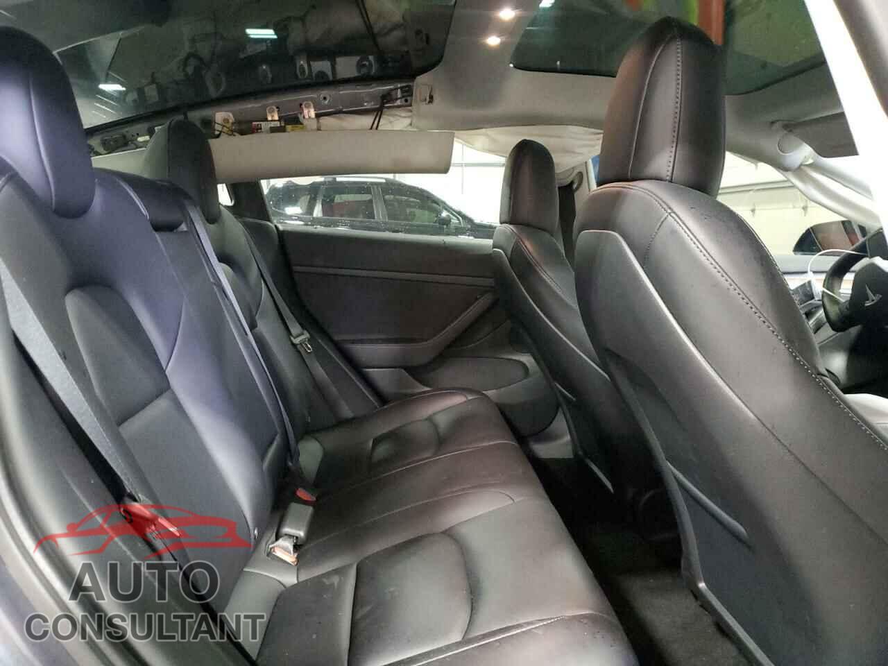 TESLA MODEL 3 2022 - 5YJ3E1EB7NF127870