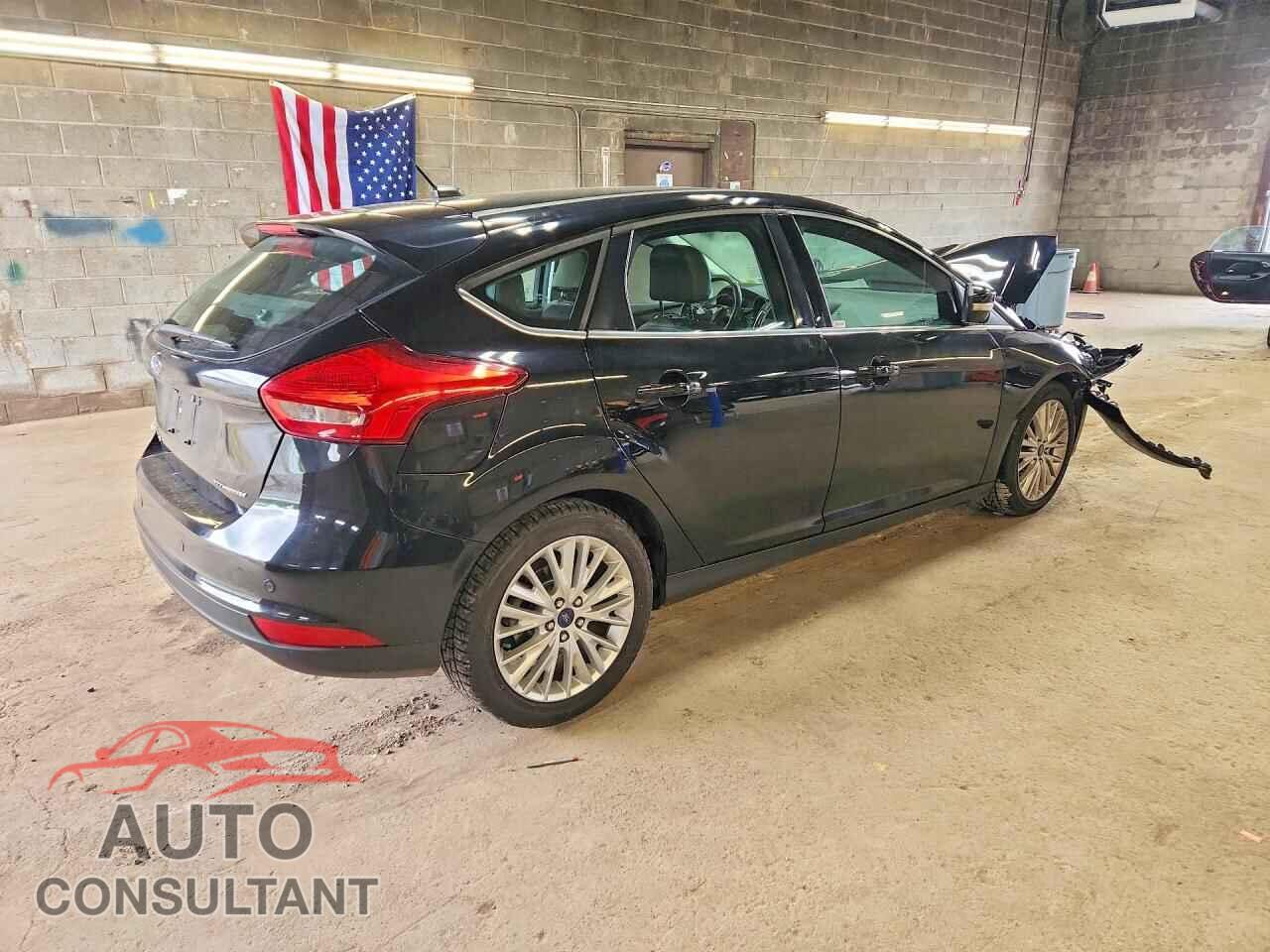 FORD FOCUS 2017 - 1FADP3N20HL213376
