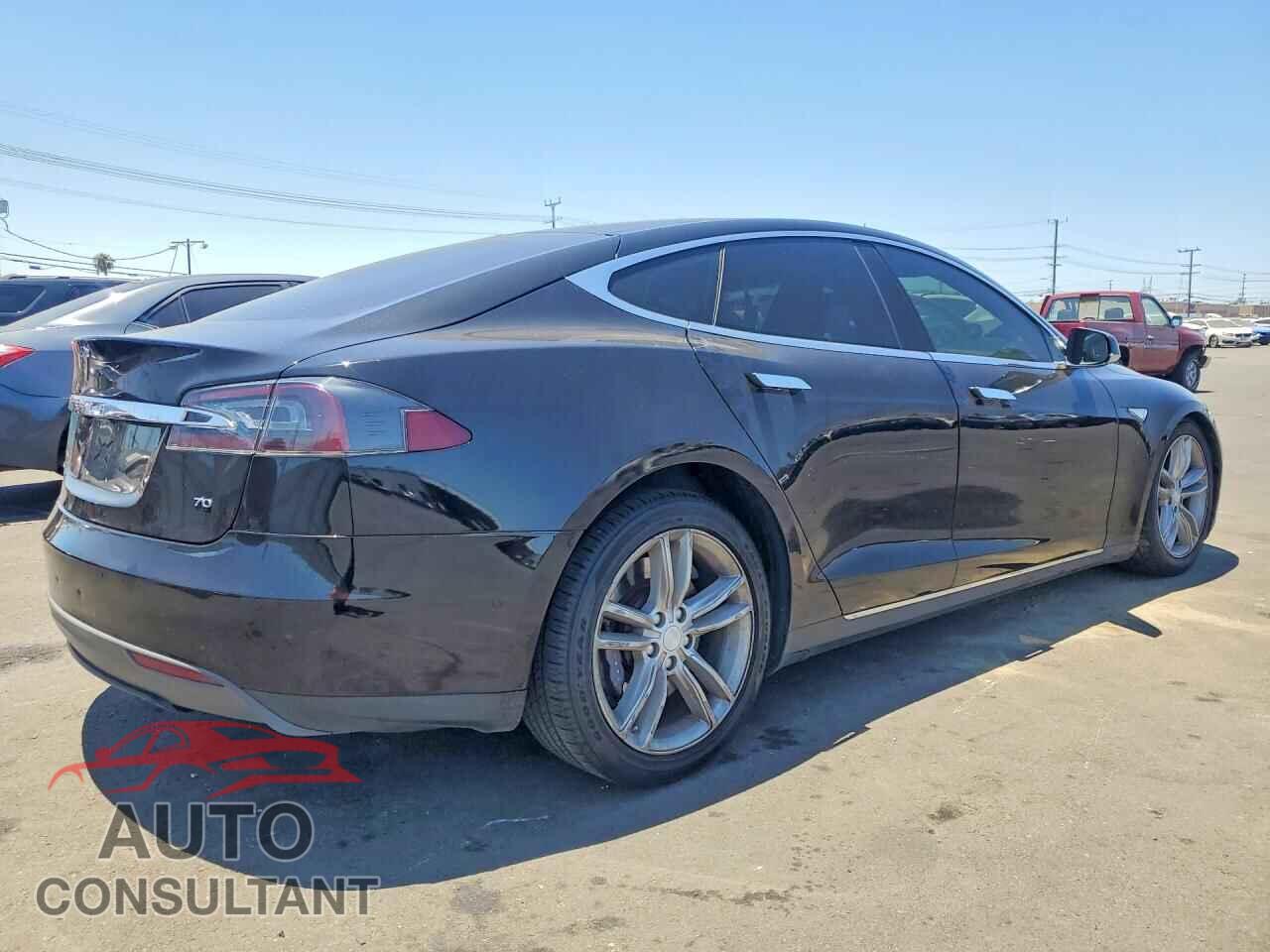 TESLA MODEL S 2015 - 5YJSA1S13FF100539