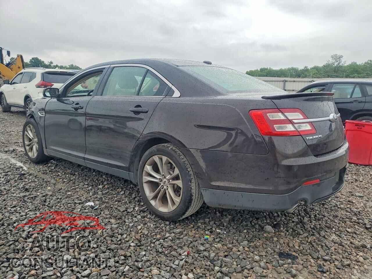 FORD TAURUS 2013 - 1FAHP2E8XDG228597