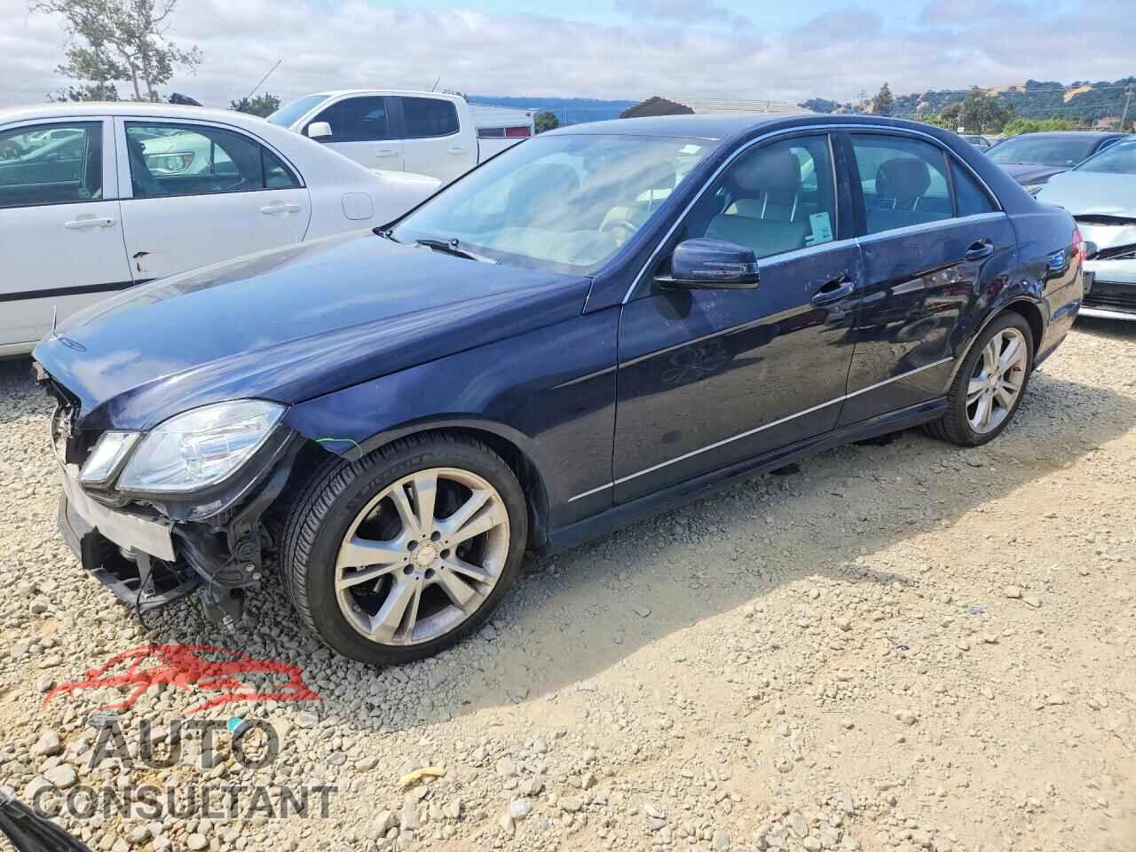 MERCEDES-BENZ E-CLASS 2013 - WDDHF5KB2DA705708