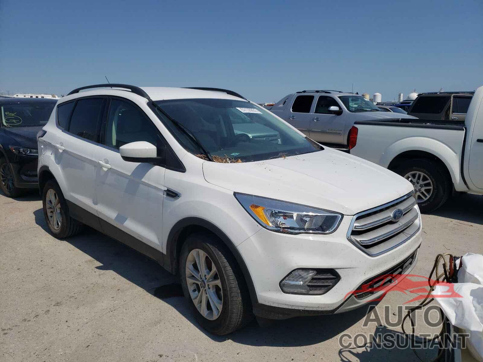 FORD ESCAPE 2018 - 1FMCU0GD9JUD14374