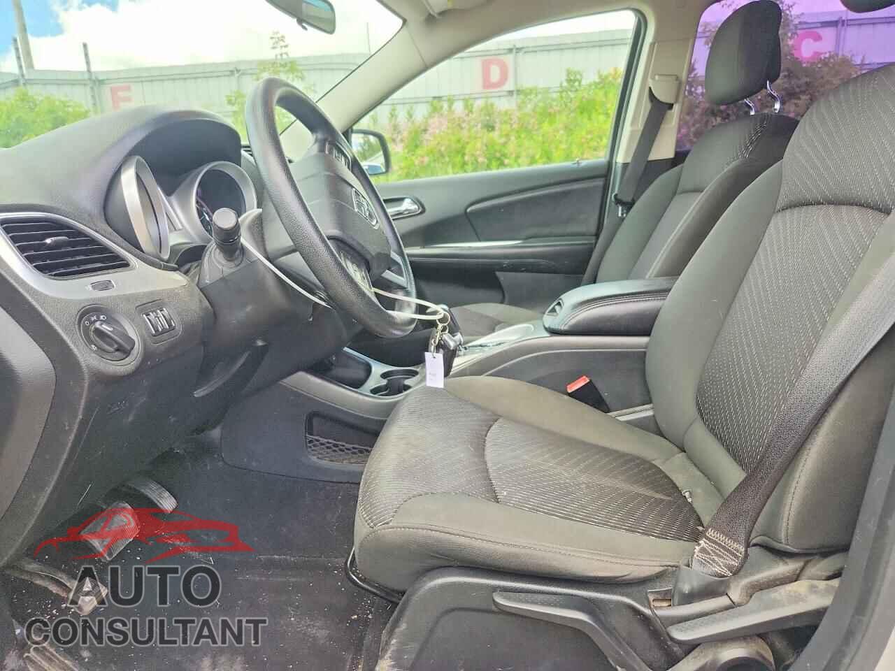 DODGE JOURNEY 2012 - 3C4PDCAB0CT204812