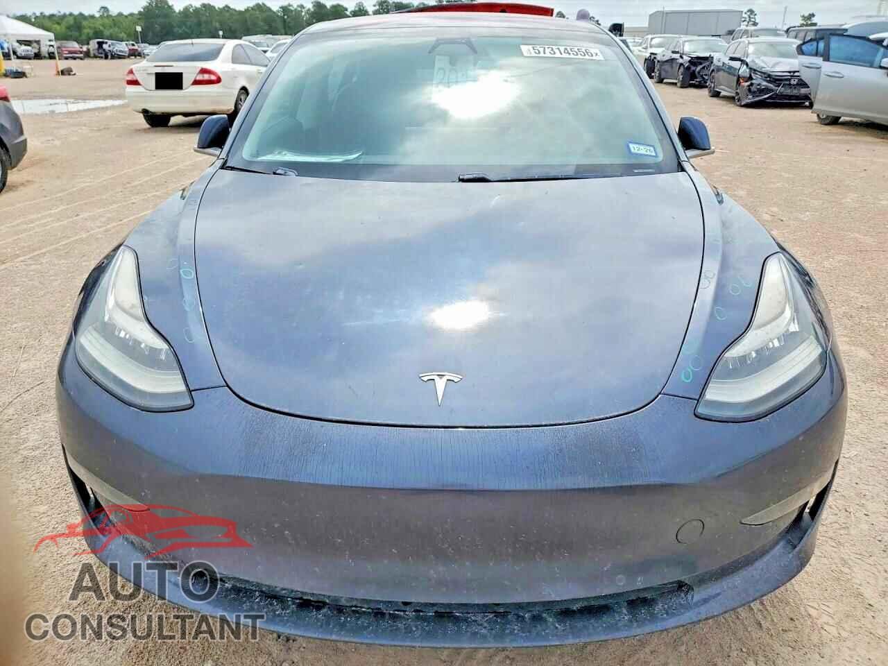 TESLA MODEL 3 2018 - 5YJ3E1EA3JF033938