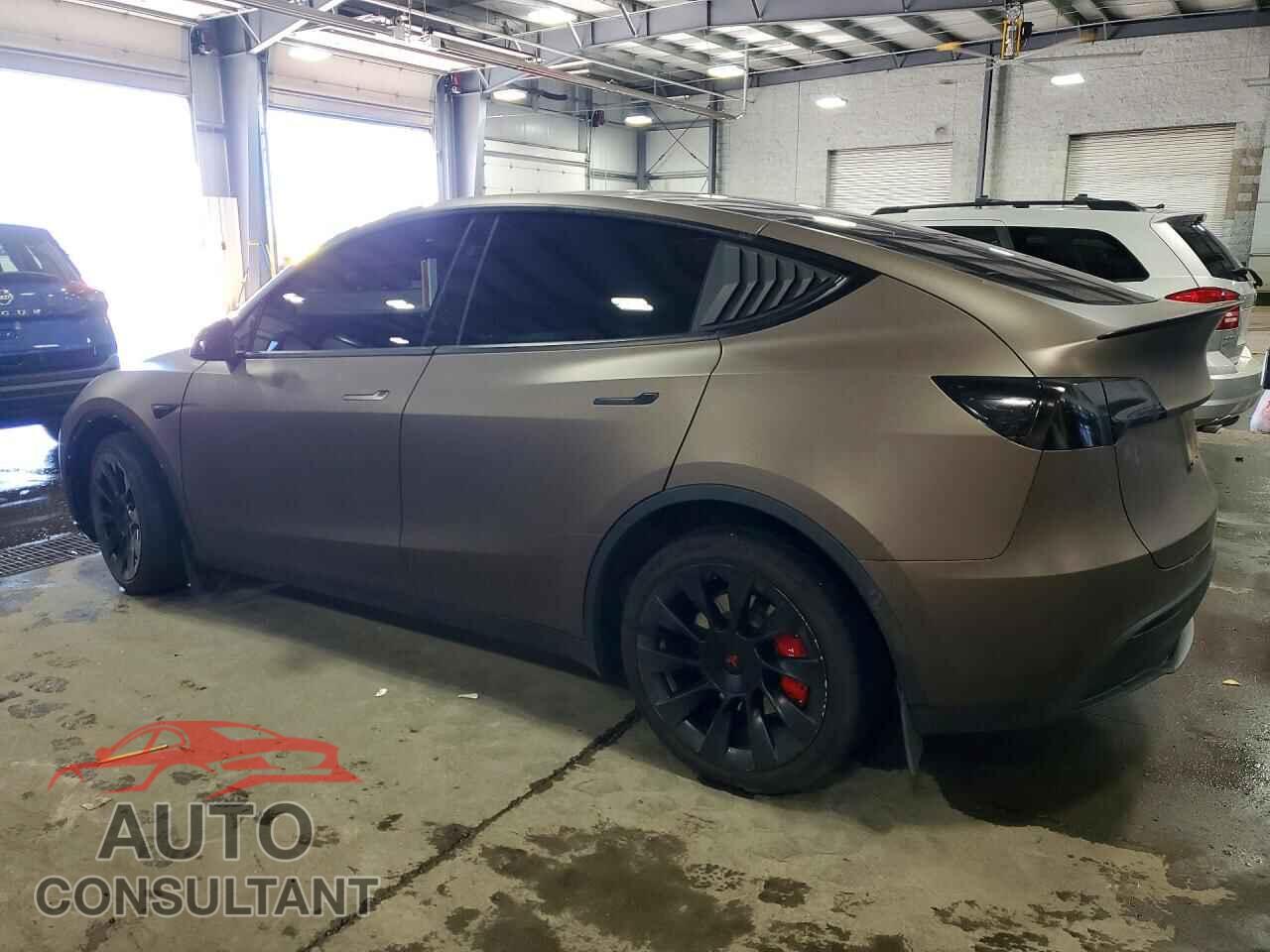 TESLA MODEL Y 2024 - 7SAYGDEE2RF164989