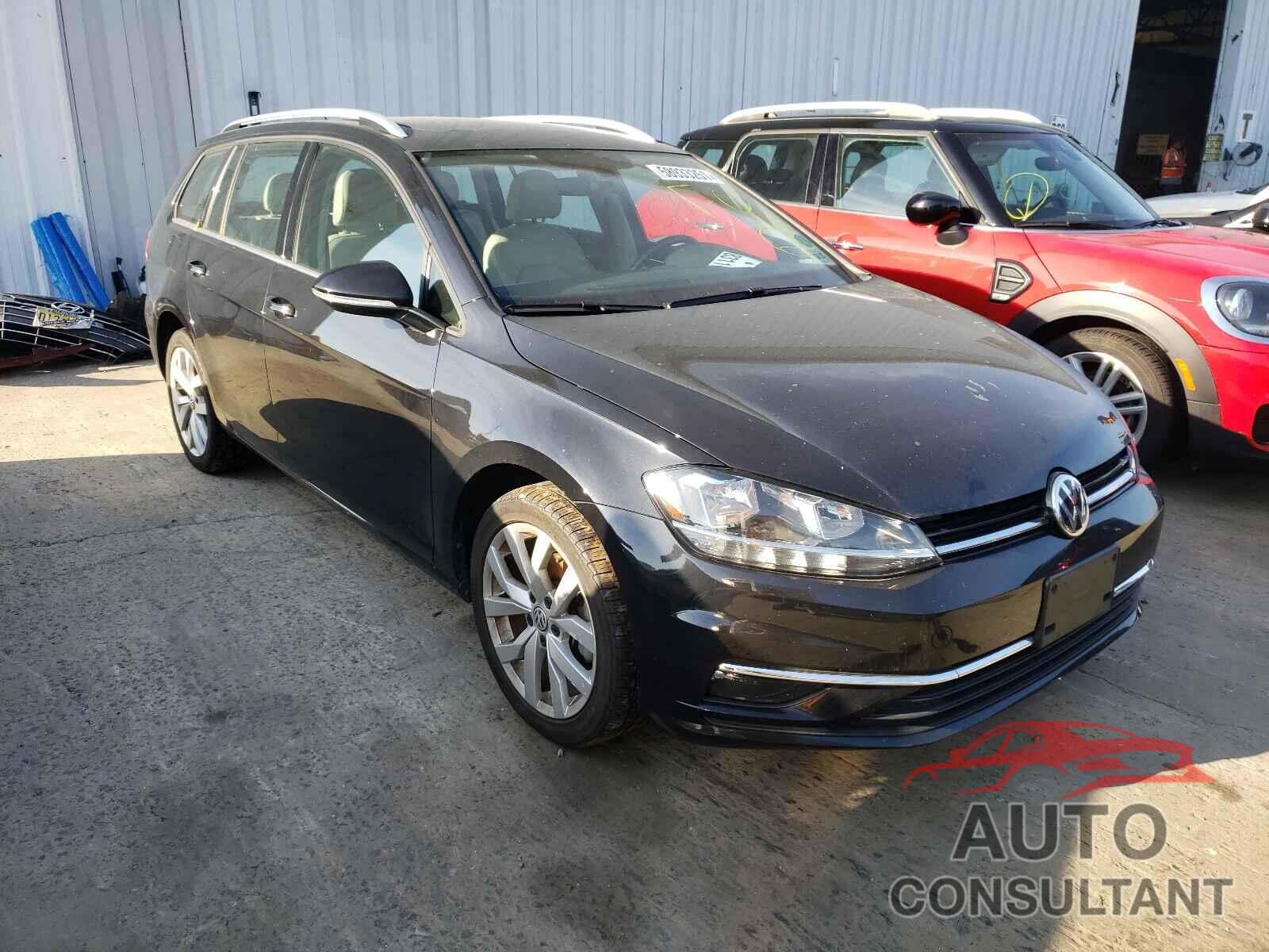 VOLKSWAGEN GOLF 2018 - 3VWL17AU4JM759900