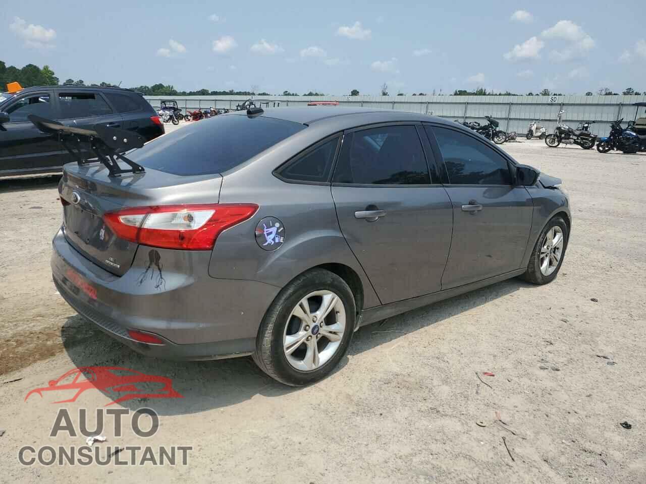 FORD FOCUS 2013 - 1FADP3F28DL207186
