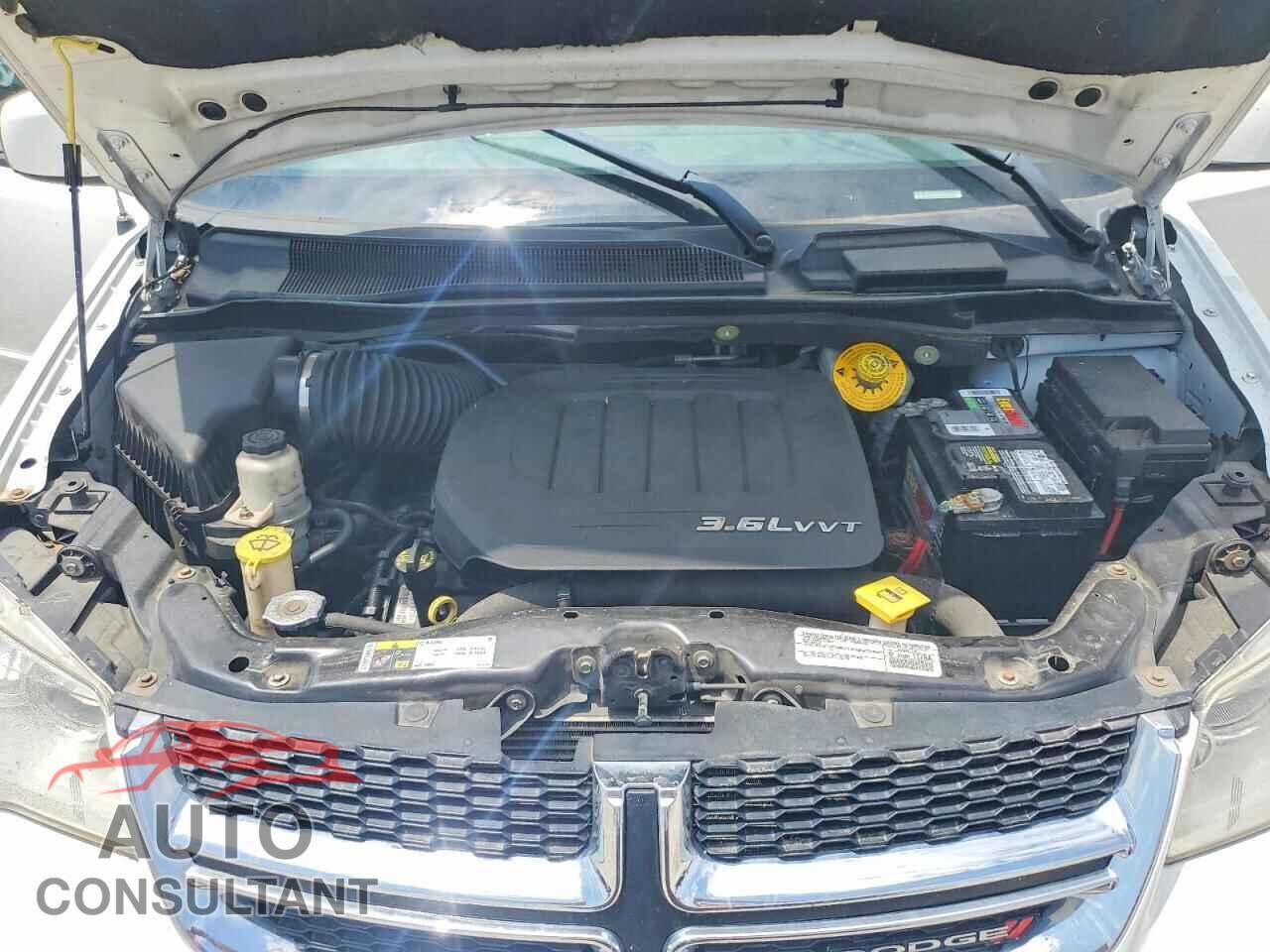 DODGE CARAVAN 2015 - 2C4RDGCG0FR541593