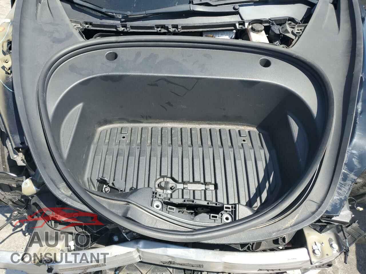 TESLA MODEL 3 2020 - 5YJ3E1EC3LF791606