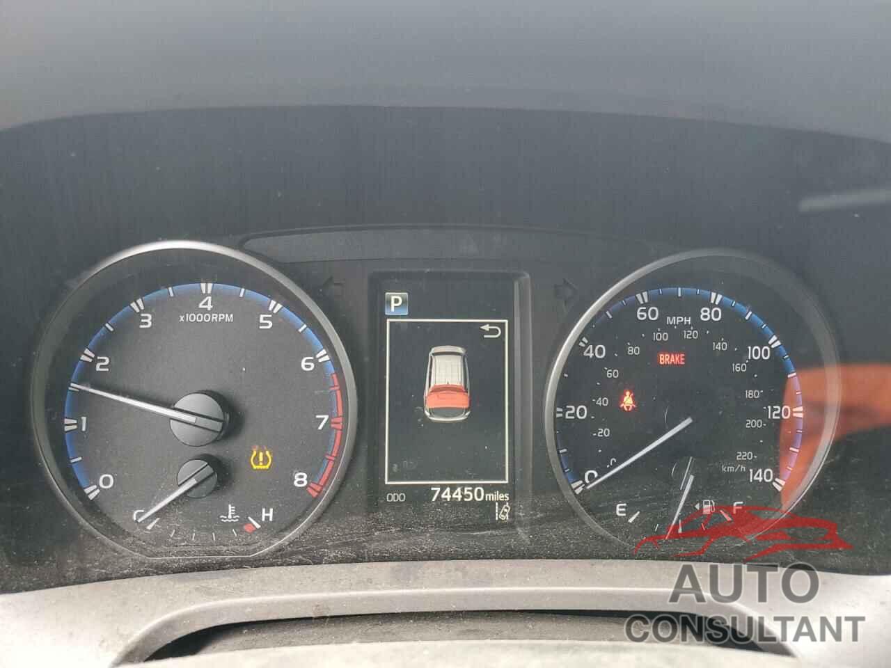 TOYOTA RAV4 2017 - JTMBFREV4HJ168309