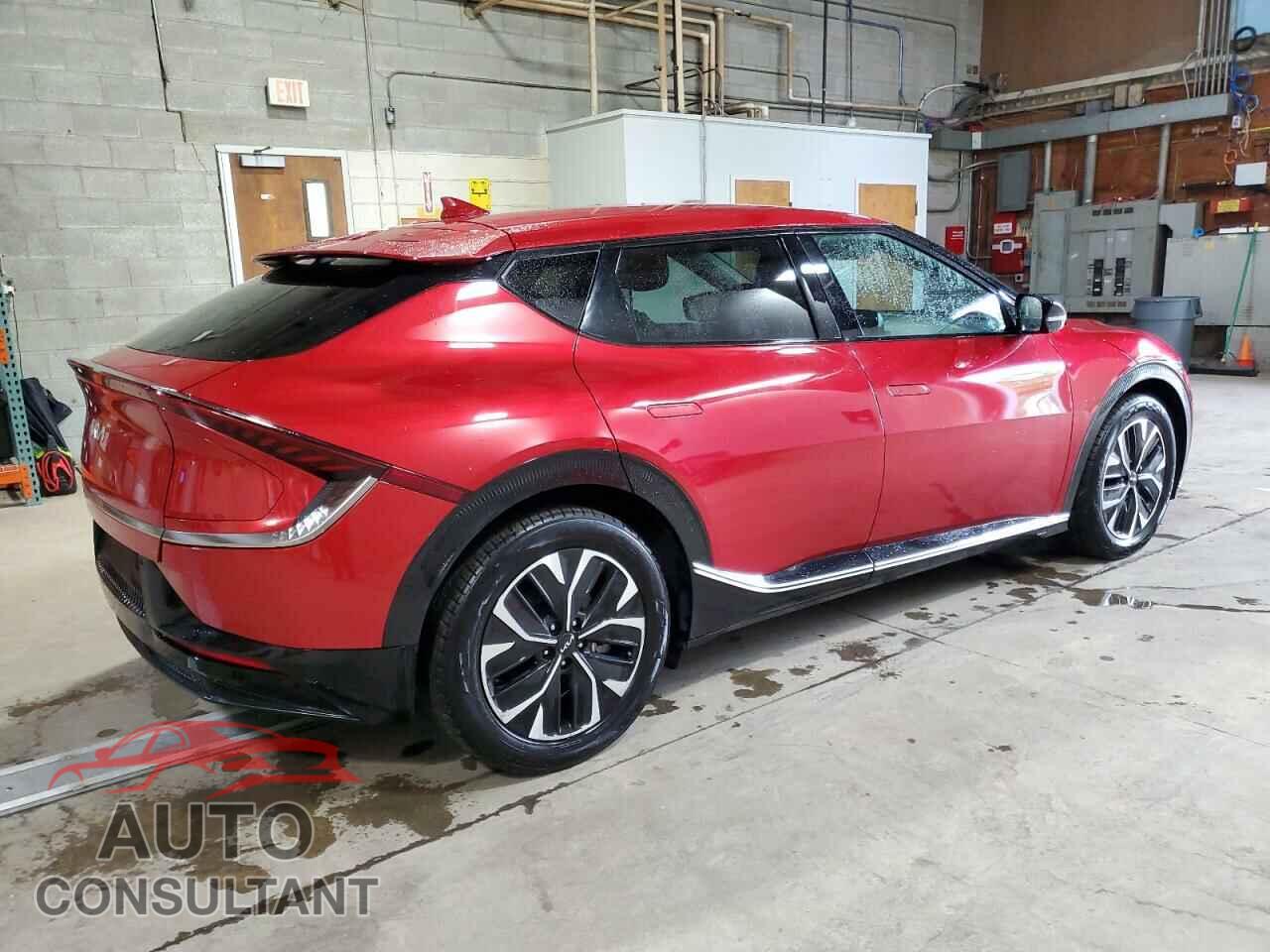 KIA EV6 LIGHT 2023 - KNDC34LA3P5129010