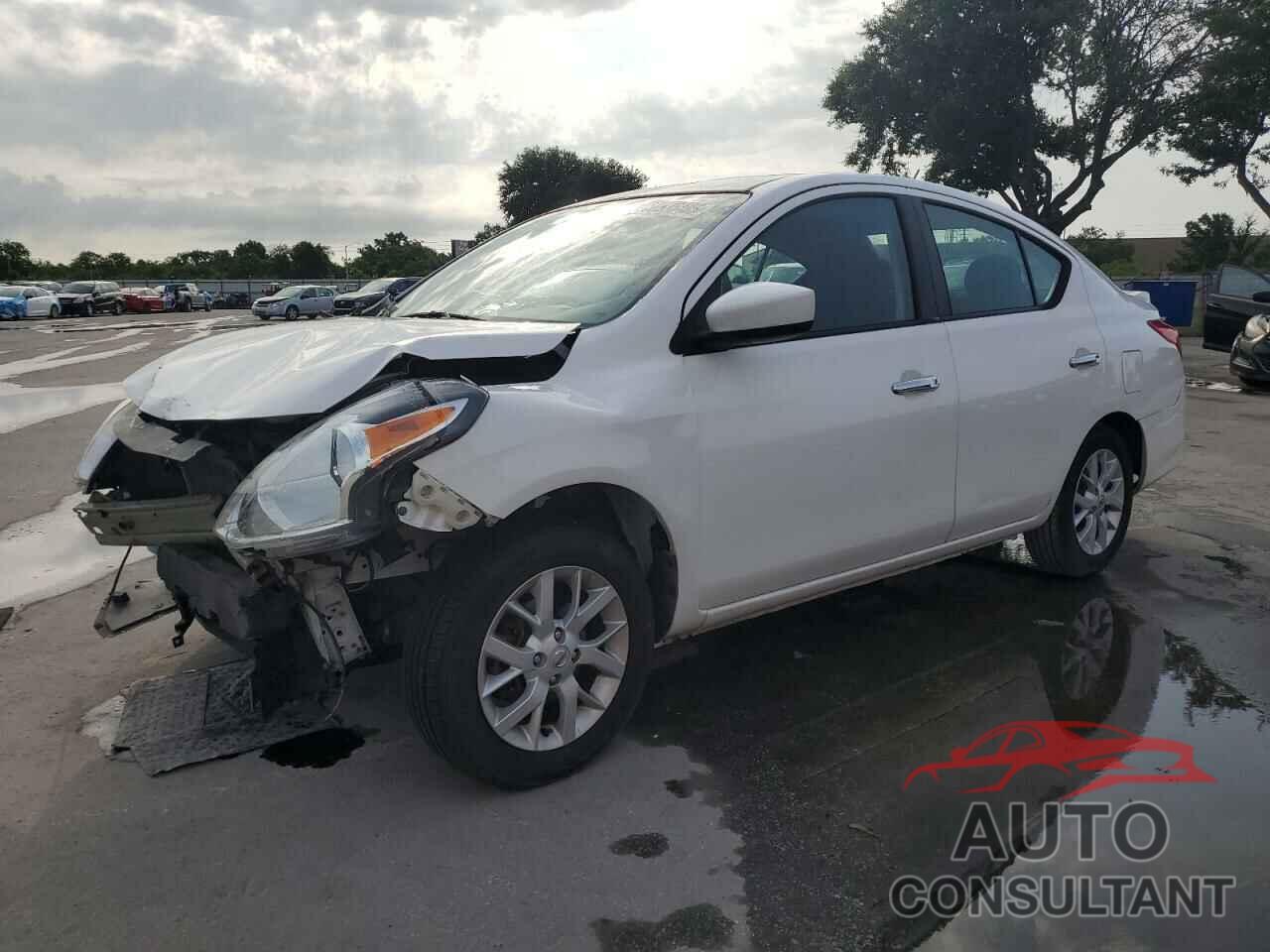NISSAN VERSA 2018 - 3N1CN7AP8JL866863