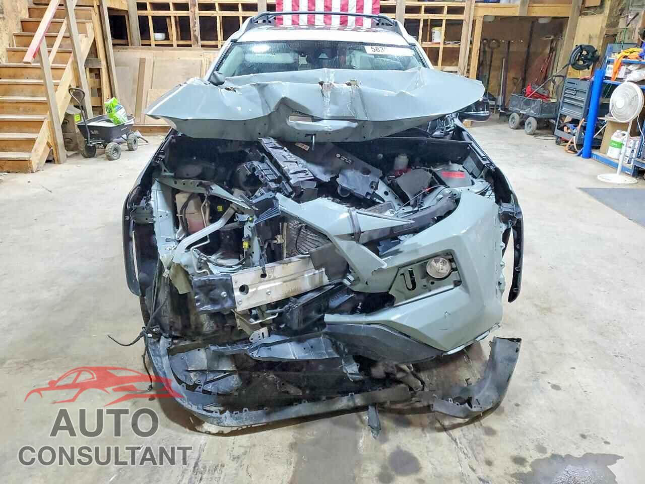 TOYOTA RAV4 2019 - 2T3J1RFV2KC017374