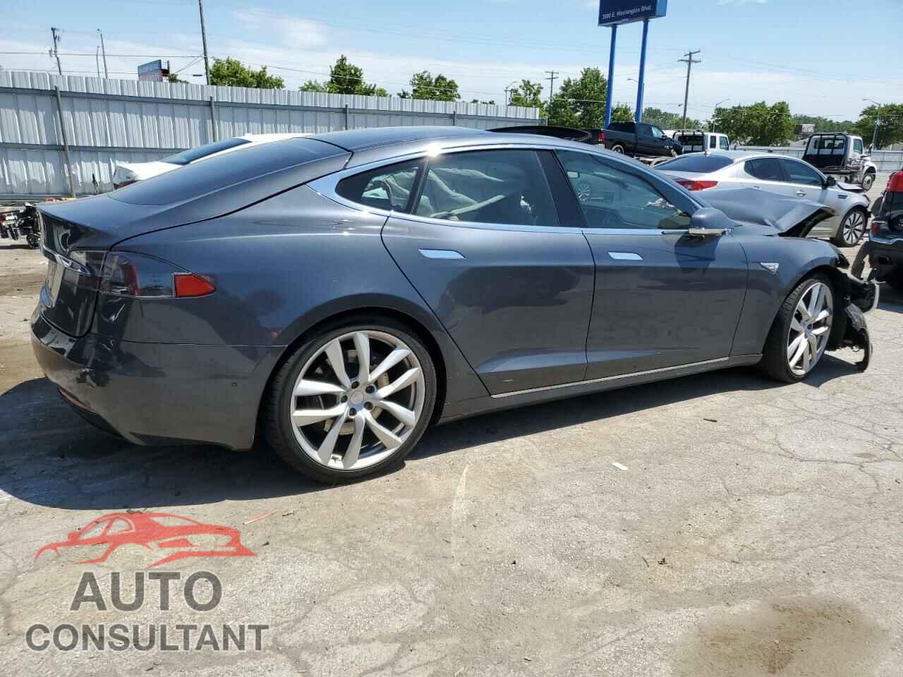 TESLA MODEL S 2016 - 5YJSA1E26GF139650
