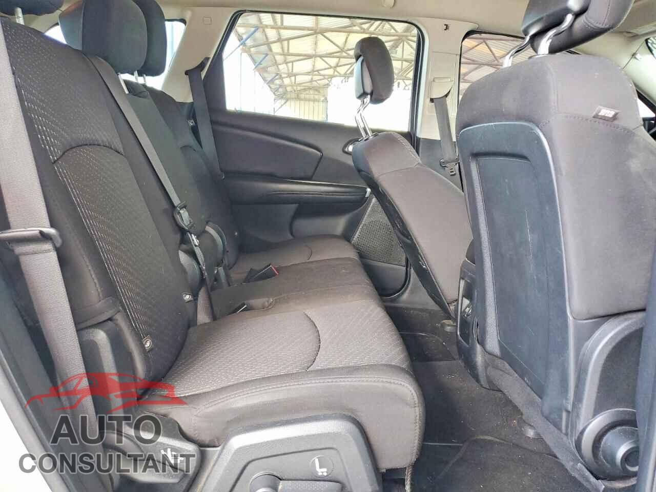 DODGE JOURNEY 2015 - 3C4PDCBG6FT644287
