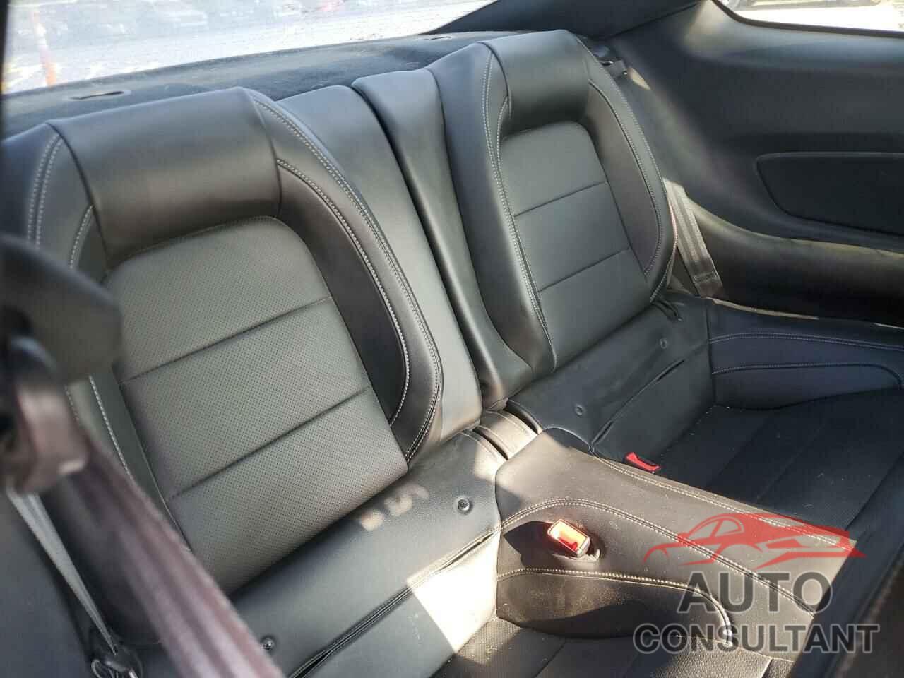 FORD MUSTANG 2018 - 1FA6P8CF3J5184669