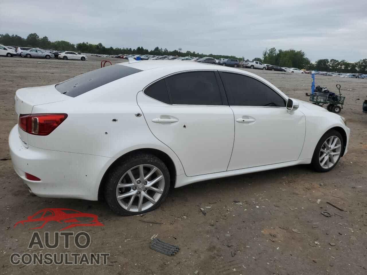 LEXUS IS 2013 - JTHCF5C27D5061682