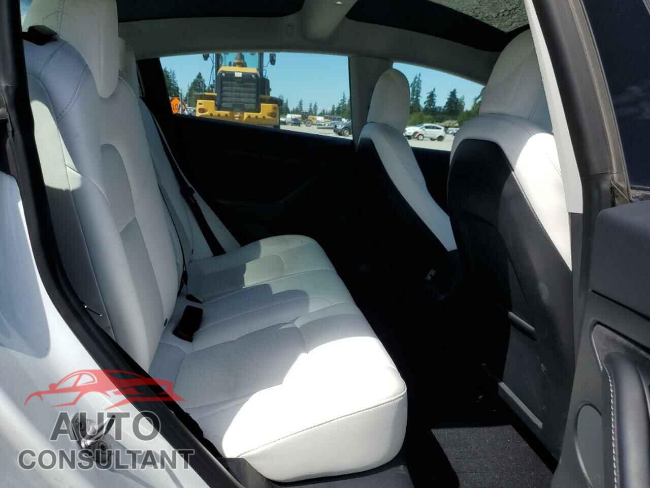 TESLA MODEL 3 2022 - 5YJ3E1EA9NF105344