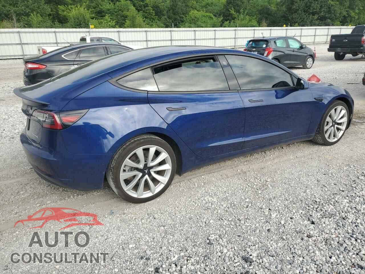 TESLA MODEL 3 2018 - 5YJ3E1EB6JF063685