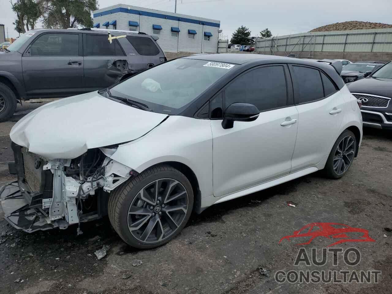 TOYOTA COROLLA 2022 - JTNA4MBE2N3164151