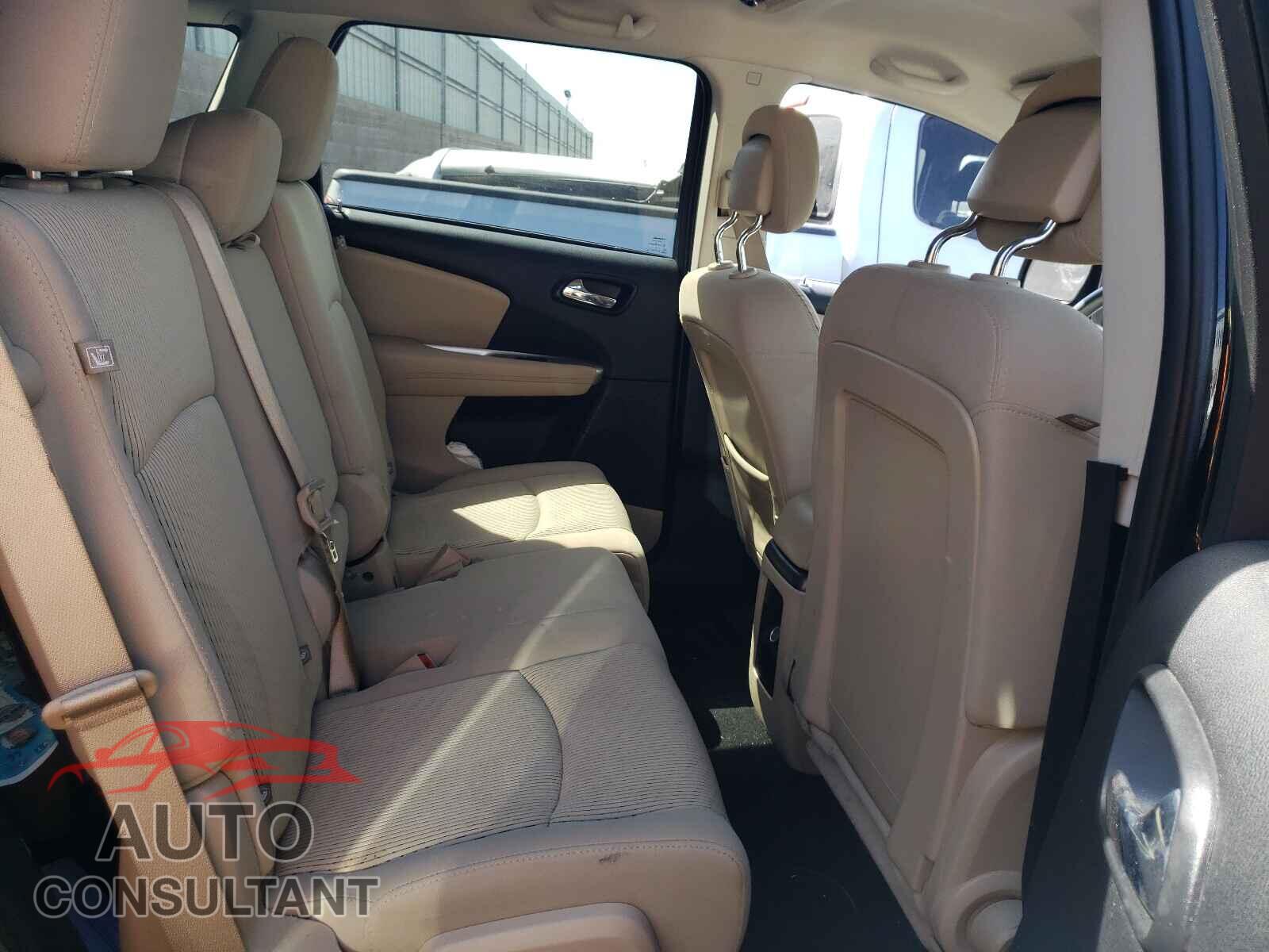 DODGE JOURNEY 2017 - 3C4PDCBG8HT549684