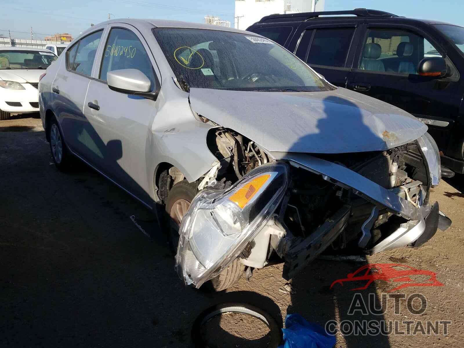 NISSAN VERSA 2017 - 3N1CN7AP4HL849827