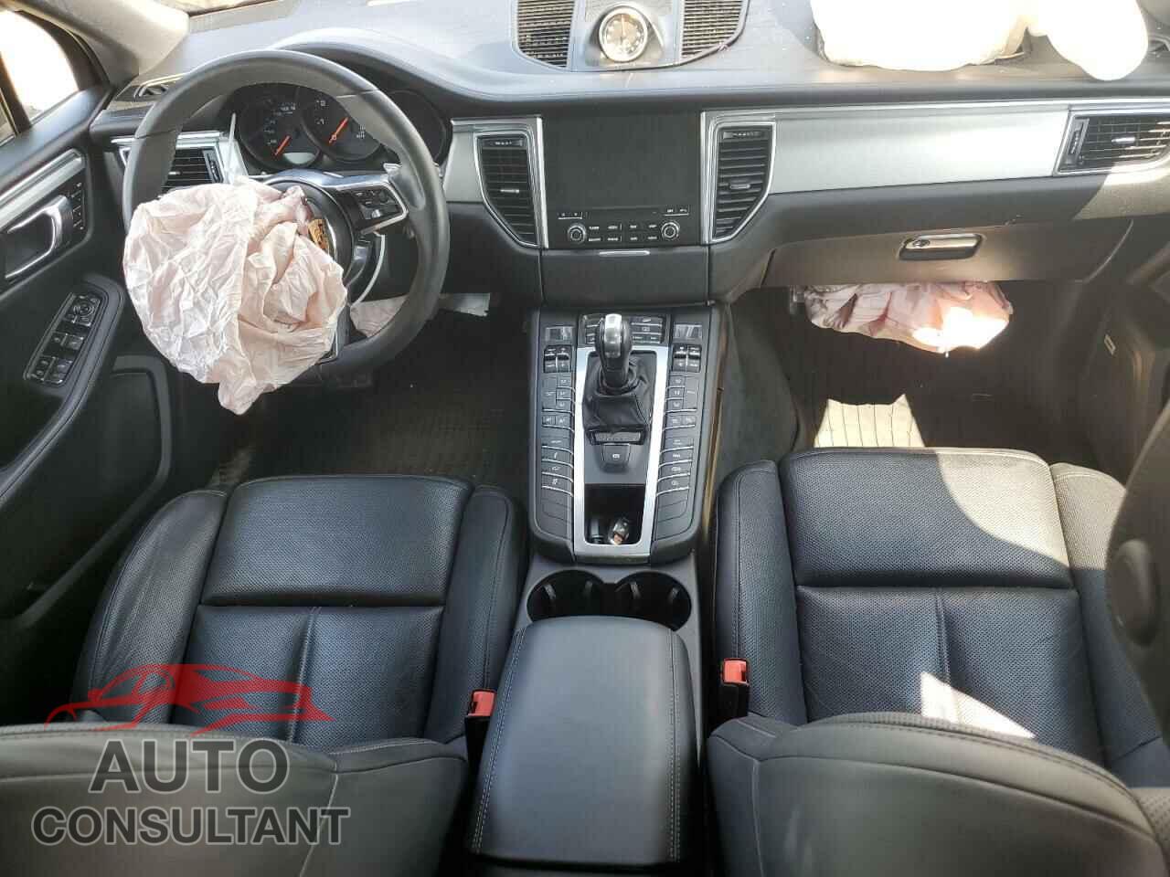 PORSCHE MACAN 2017 - WP1AG2A56HLB50936