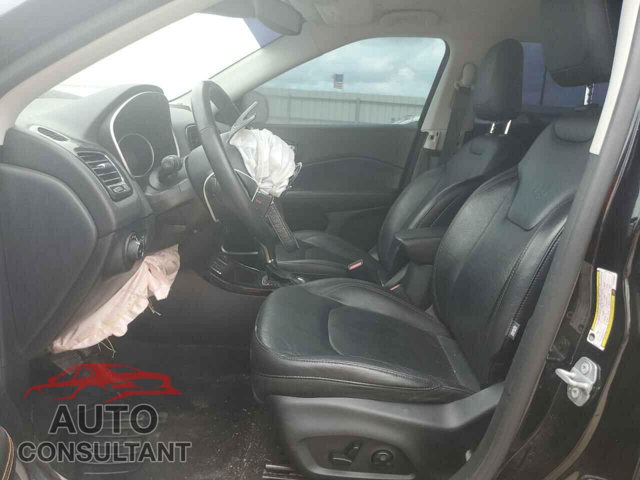 JEEP COMPASS 2018 - 3C4NJCCB6JT156002