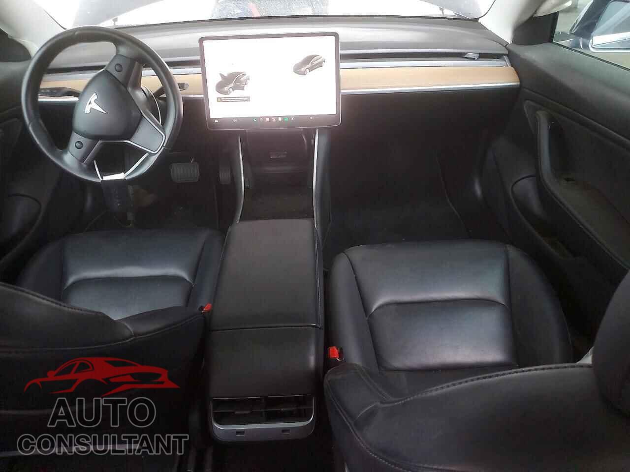 TESLA MODEL 3 2018 - 5YJ3E1EB4JF129005