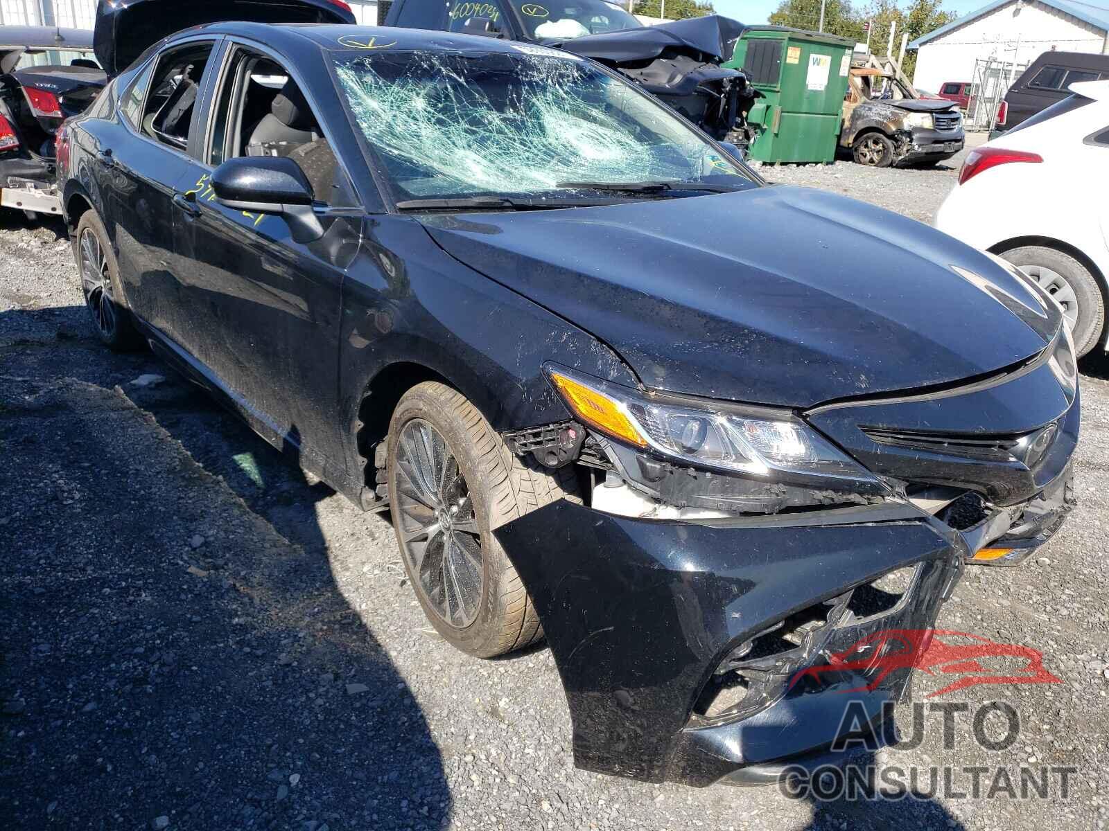 TOYOTA CAMRY 2018 - JTNB11HK2J3069477