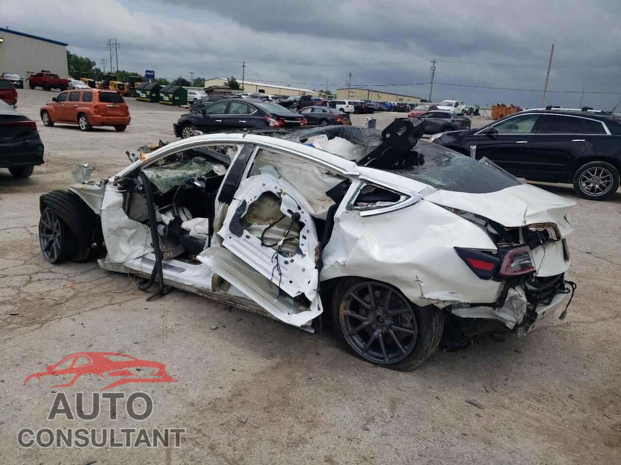 TESLA MODEL 3 2019 - 5YJ3E1EAXKF431276