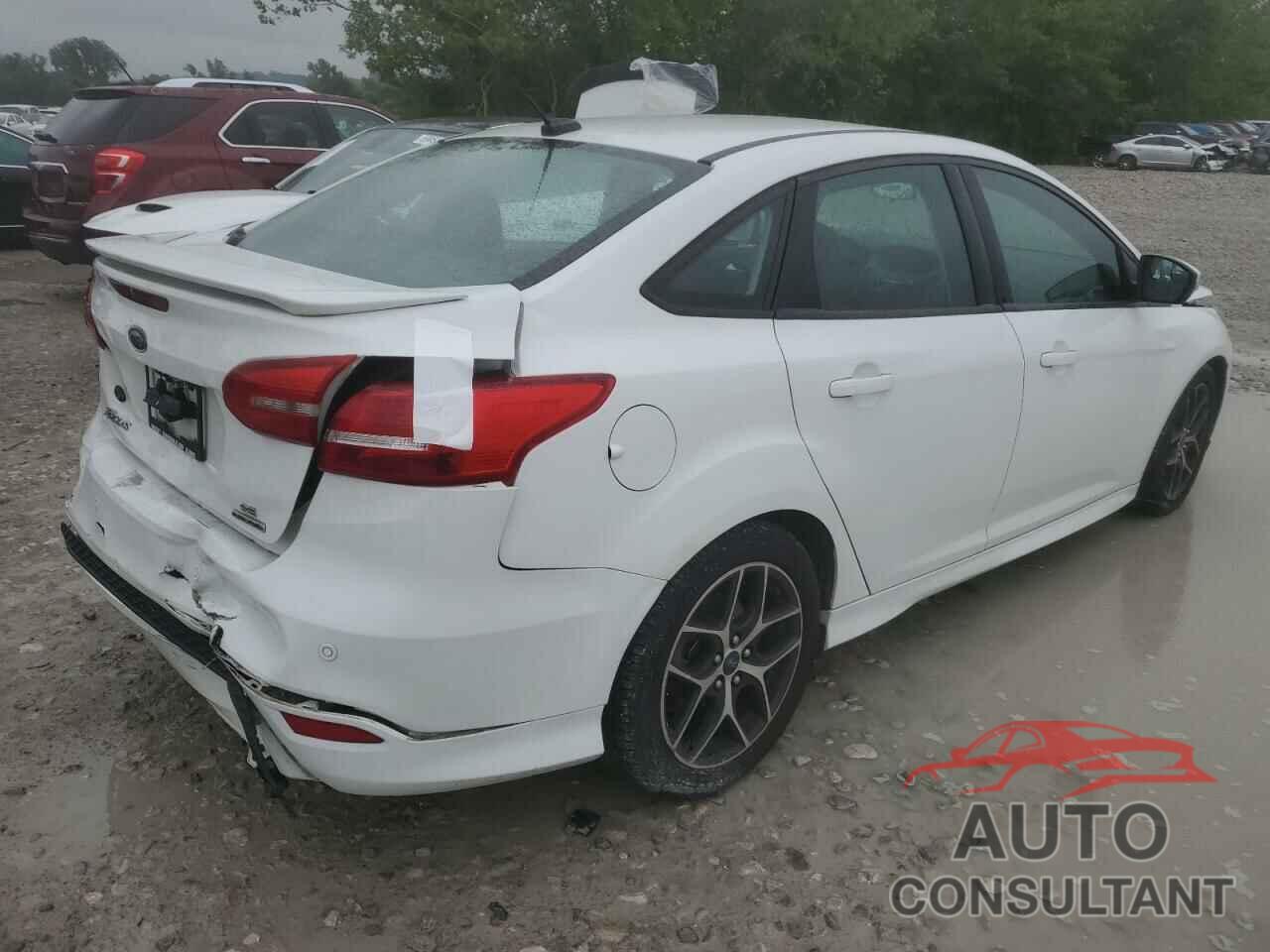 FORD FOCUS 2016 - 1FADP3F27GL397700