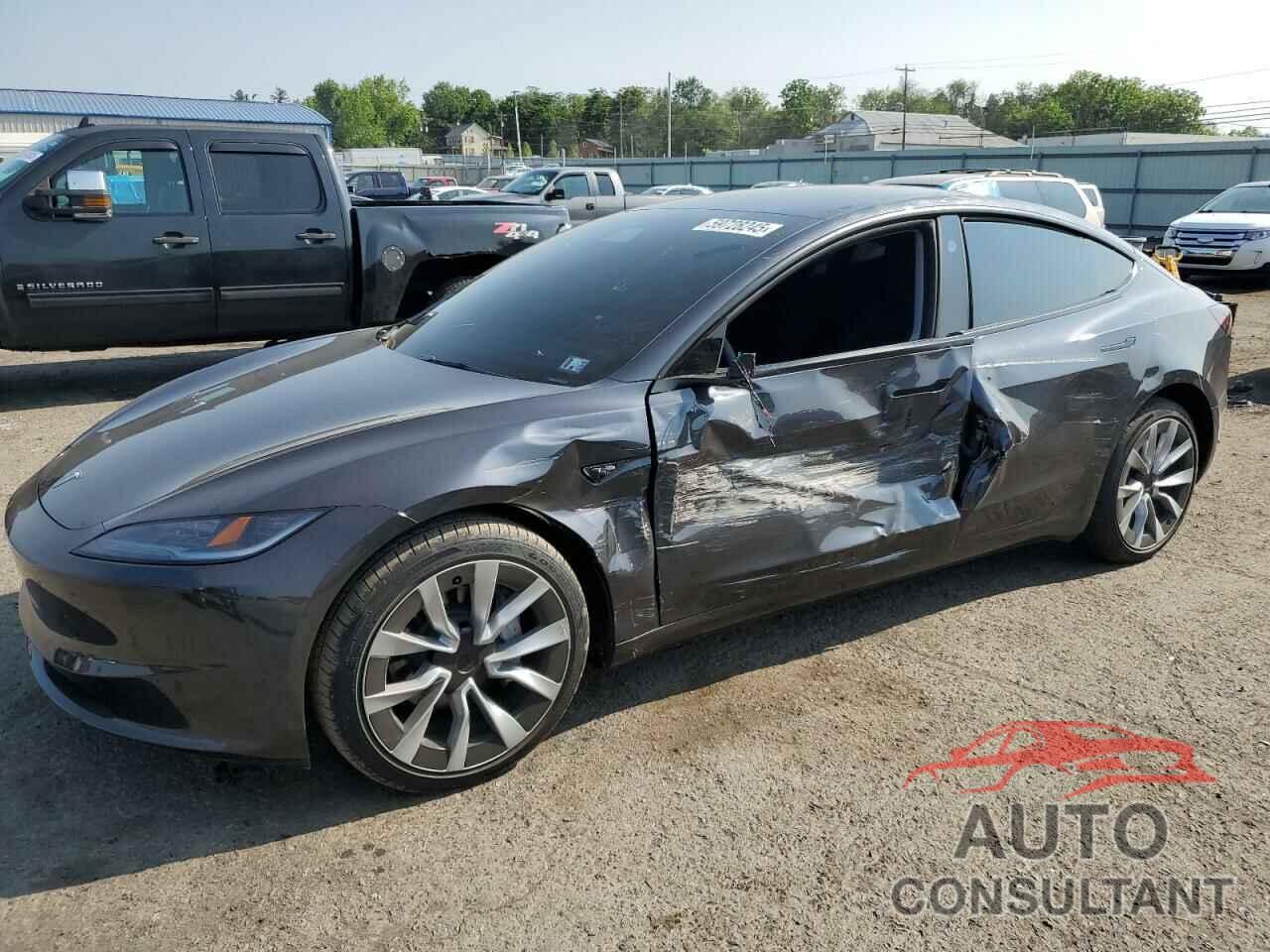 TESLA MODEL 3 2025 - 5YJ3E1EB0SF902974