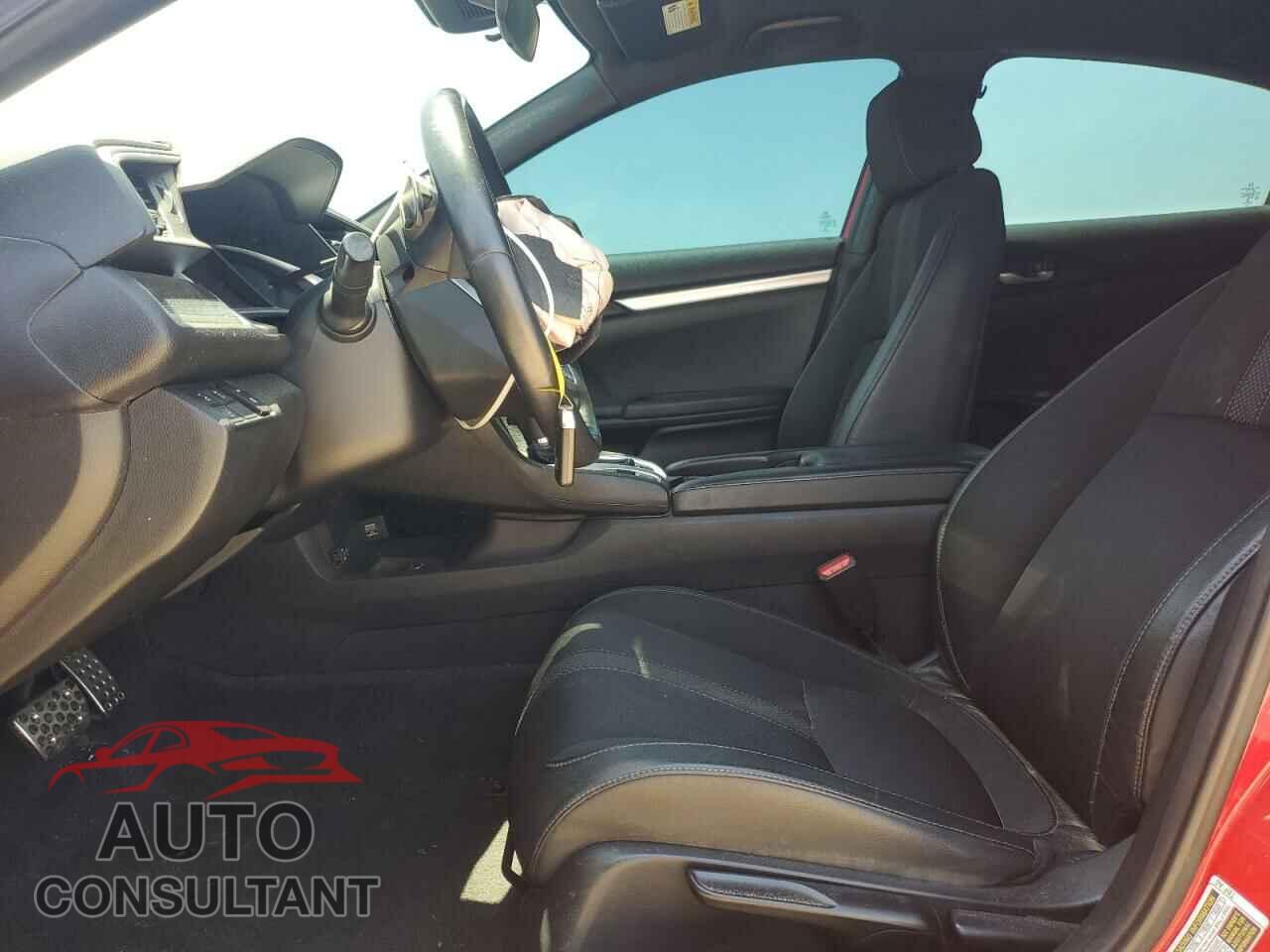 HONDA CIVIC 2019 - 2HGFC2F88KH572217