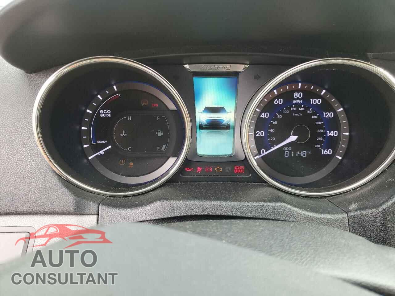 HYUNDAI SONATA 2011 - KMHEC4A48BA008359