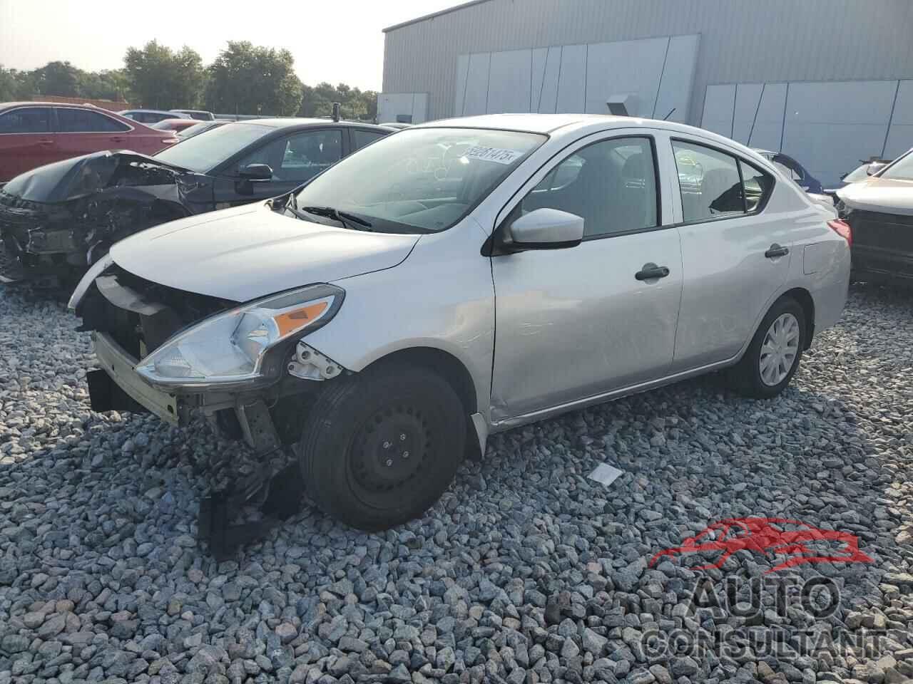 NISSAN VERSA 2019 - 3N1CN7AP2KL829888