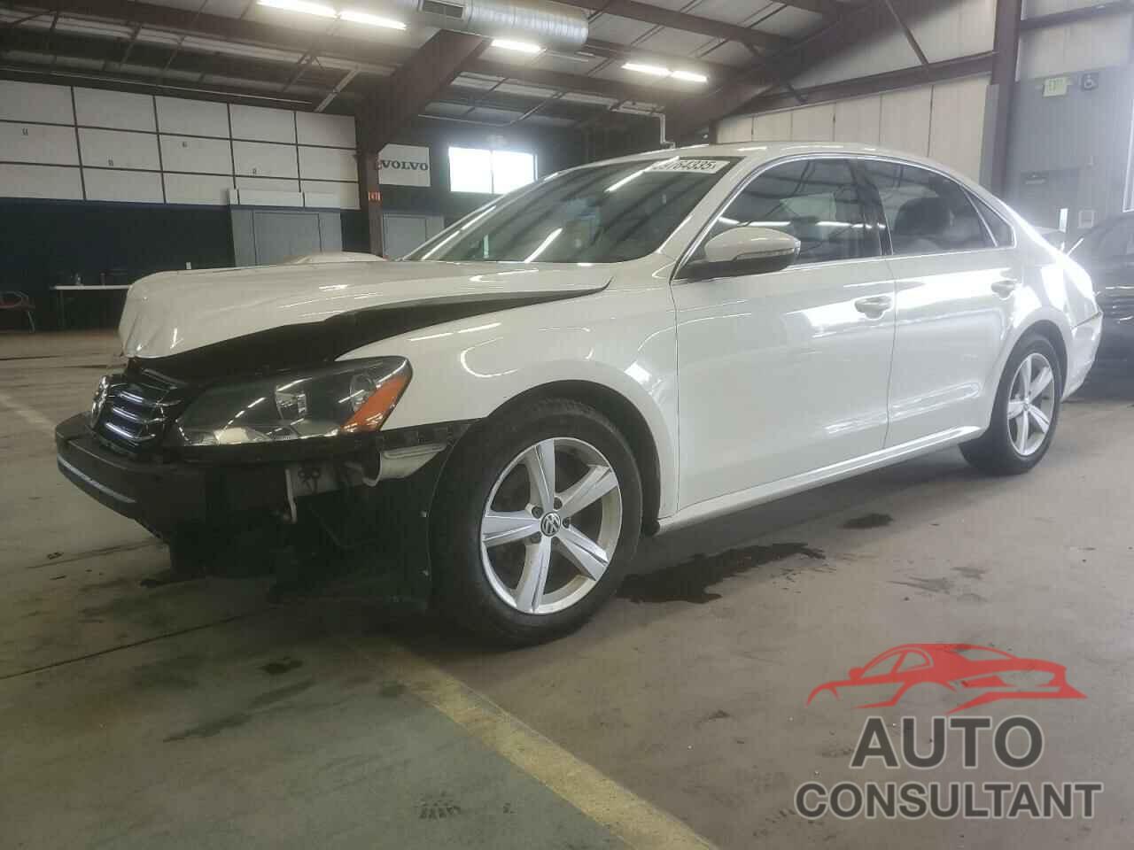 VOLKSWAGEN PASSAT 2012 - 1VWBP7A32CC082755