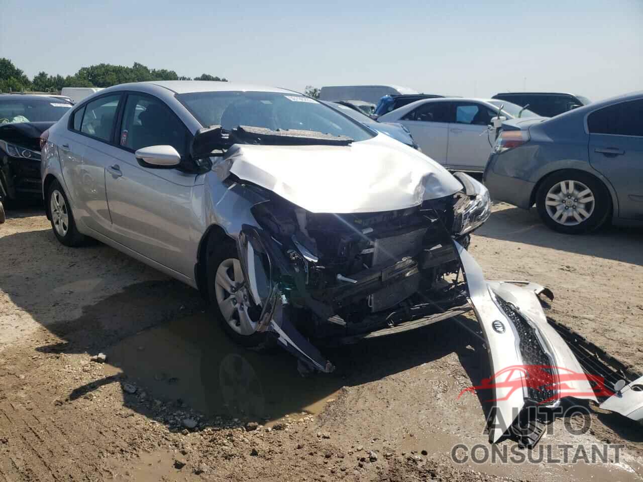 KIA FORTE 2017 - 3KPFK4A76HE065350