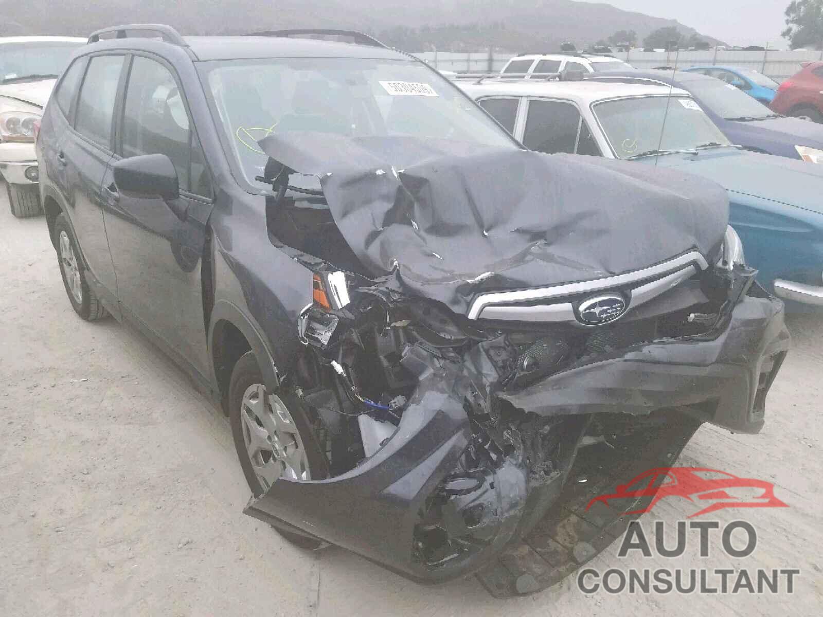 SUBARU FORESTER 2019 - JF2SKACC6KH540702