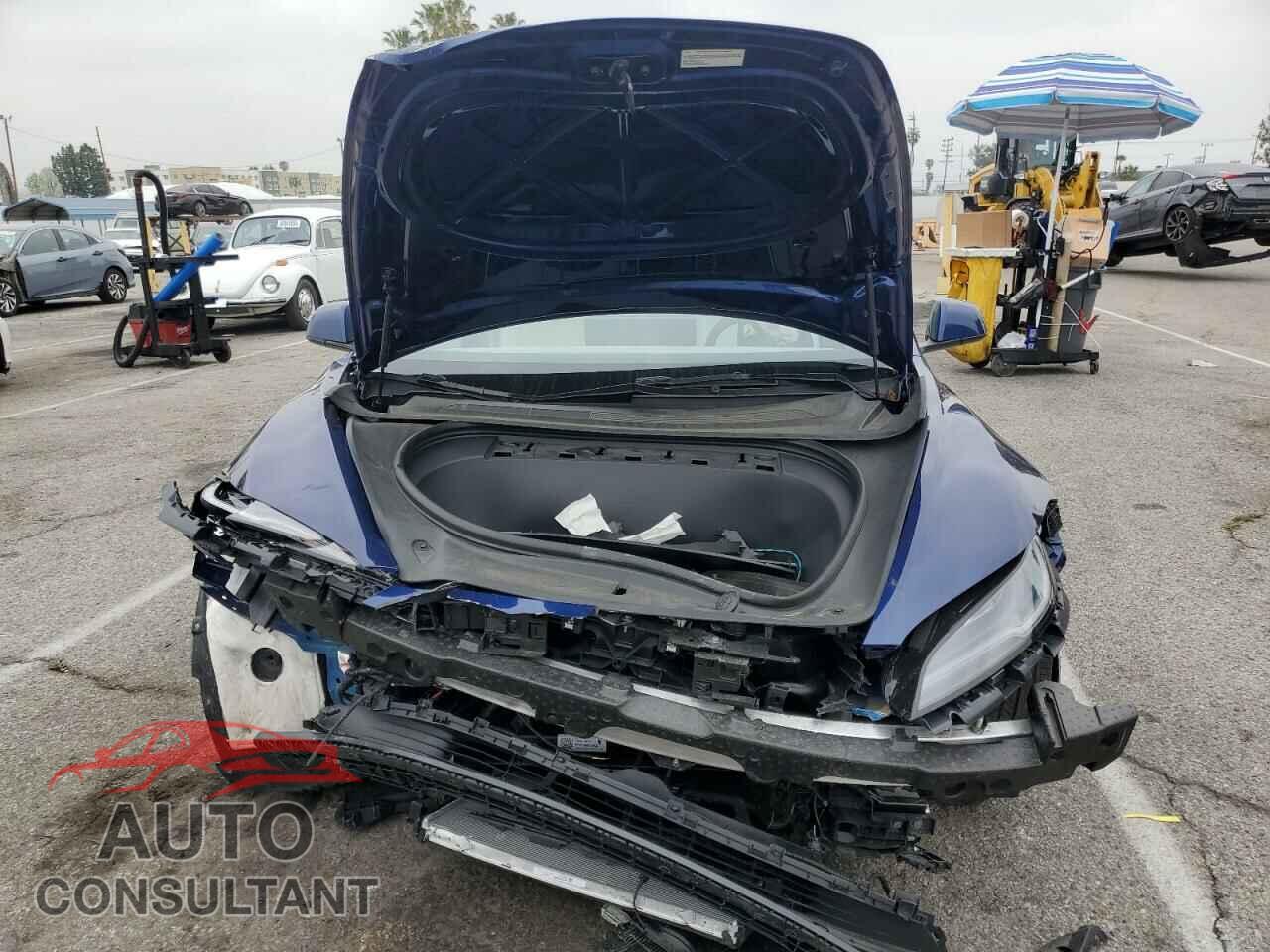TESLA MODEL 3 2024 - 5YJ3E1EA7RF771270