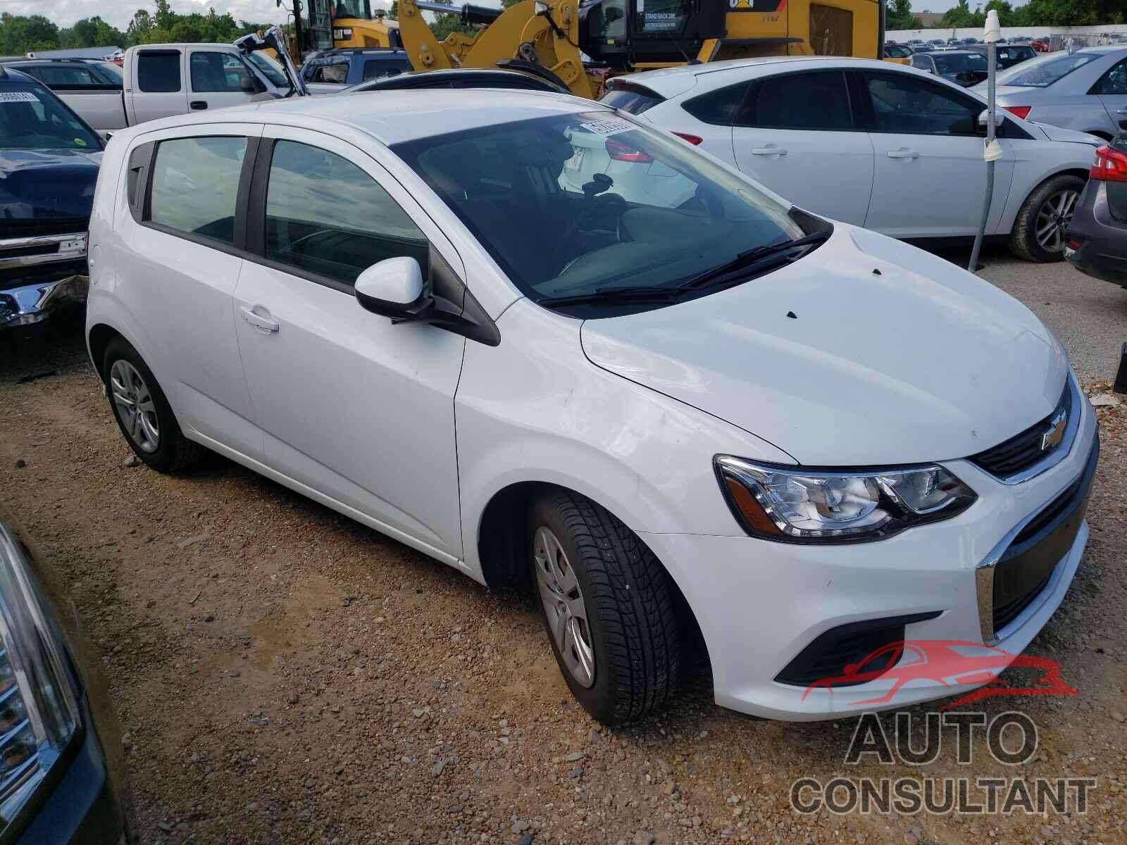 CHEVROLET SONIC 2017 - 1G1JG6SH2H4159623