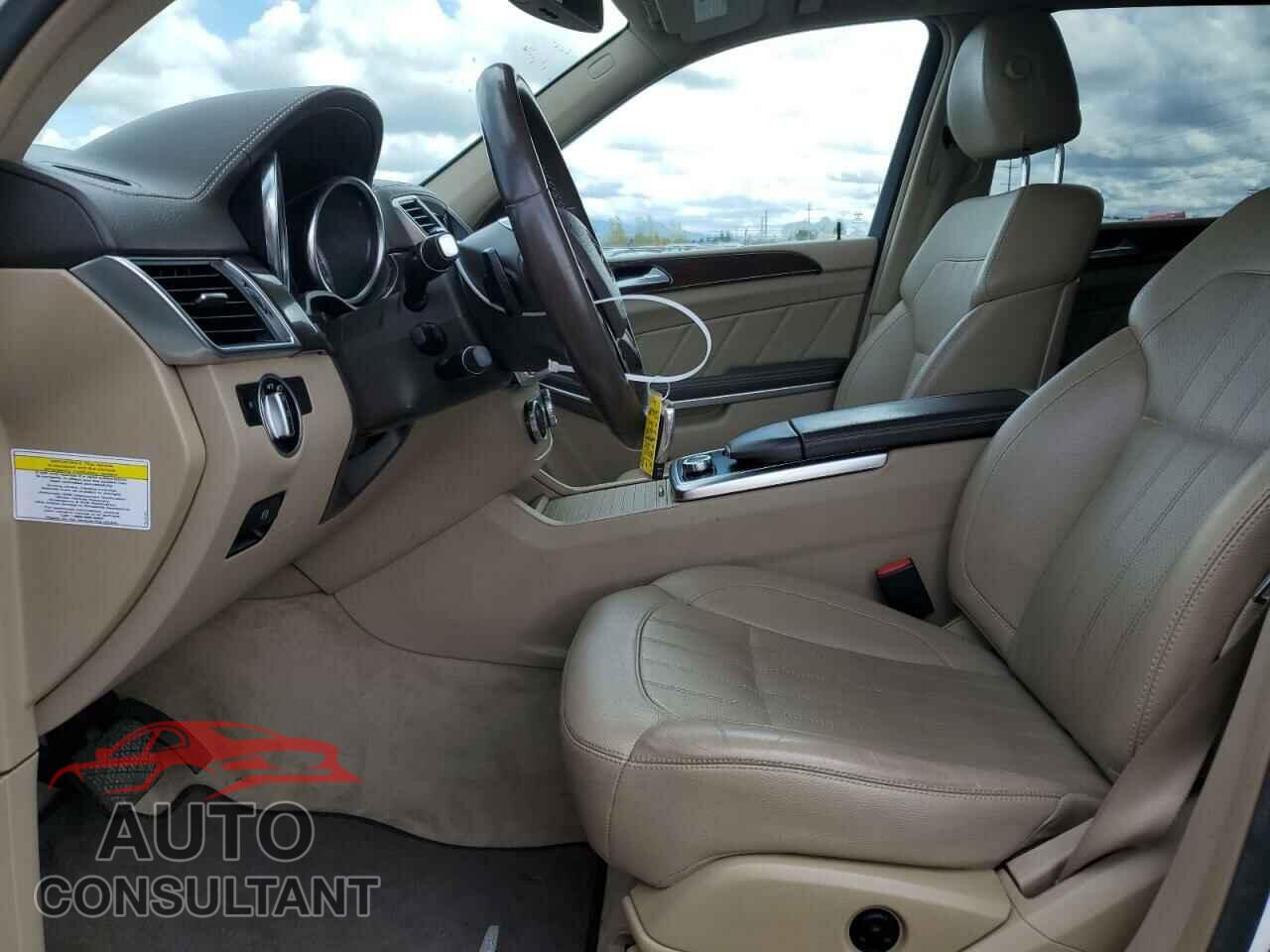 MERCEDES-BENZ GL-CLASS 2014 - 4JGDF2EE8EA312015