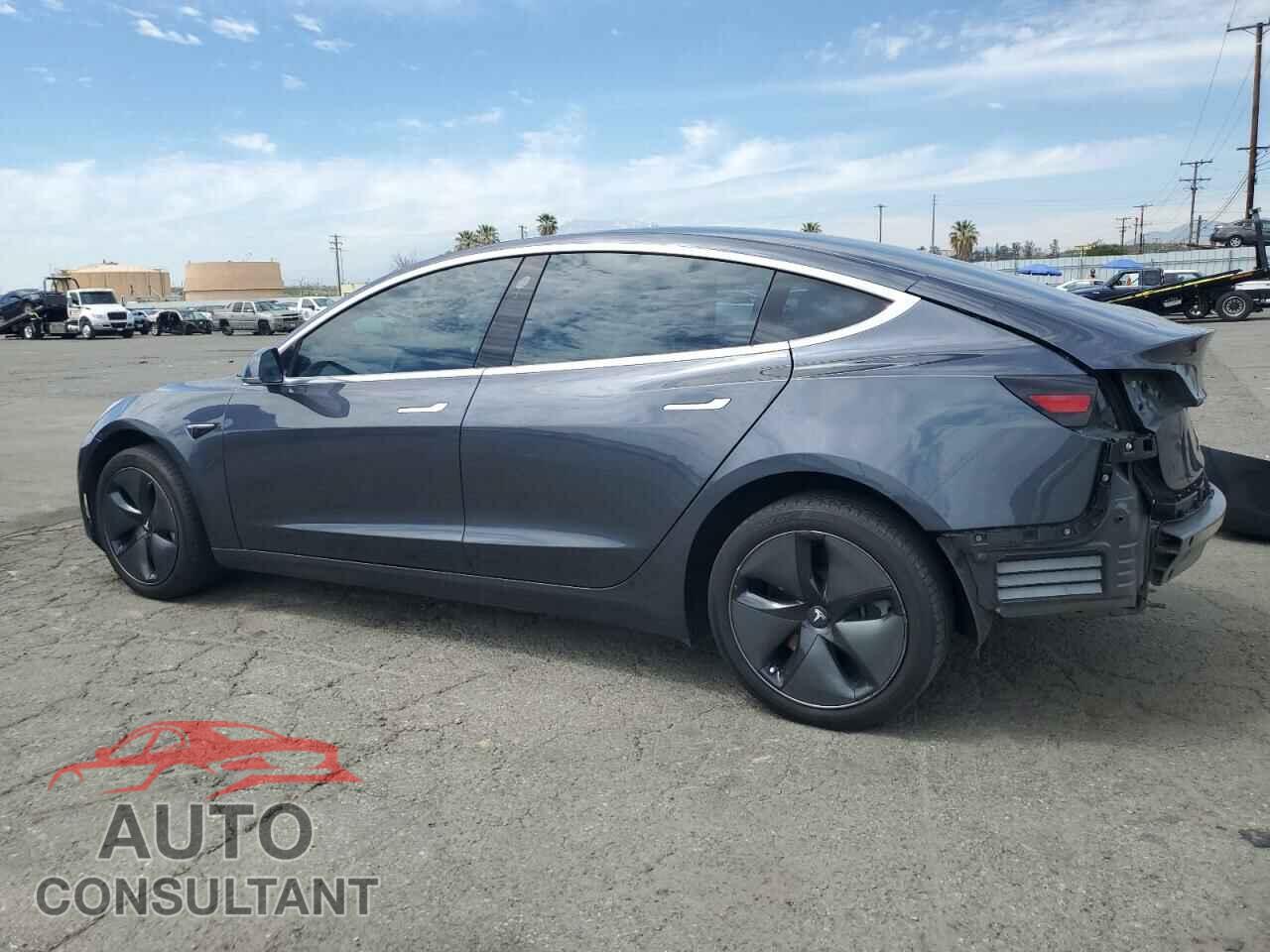 TESLA MODEL 3 2018 - 5YJ3E1EB1JF170157