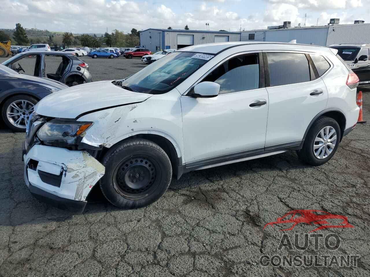 NISSAN ROGUE 2018 - KNMAT2MT0JP541666