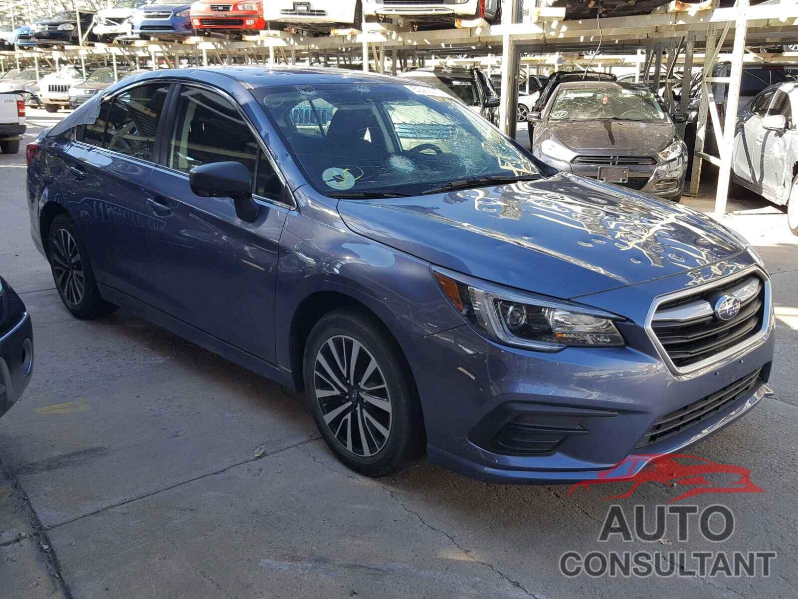SUBARU LEGACY 2018 - 4S3BNAB67J3008324
