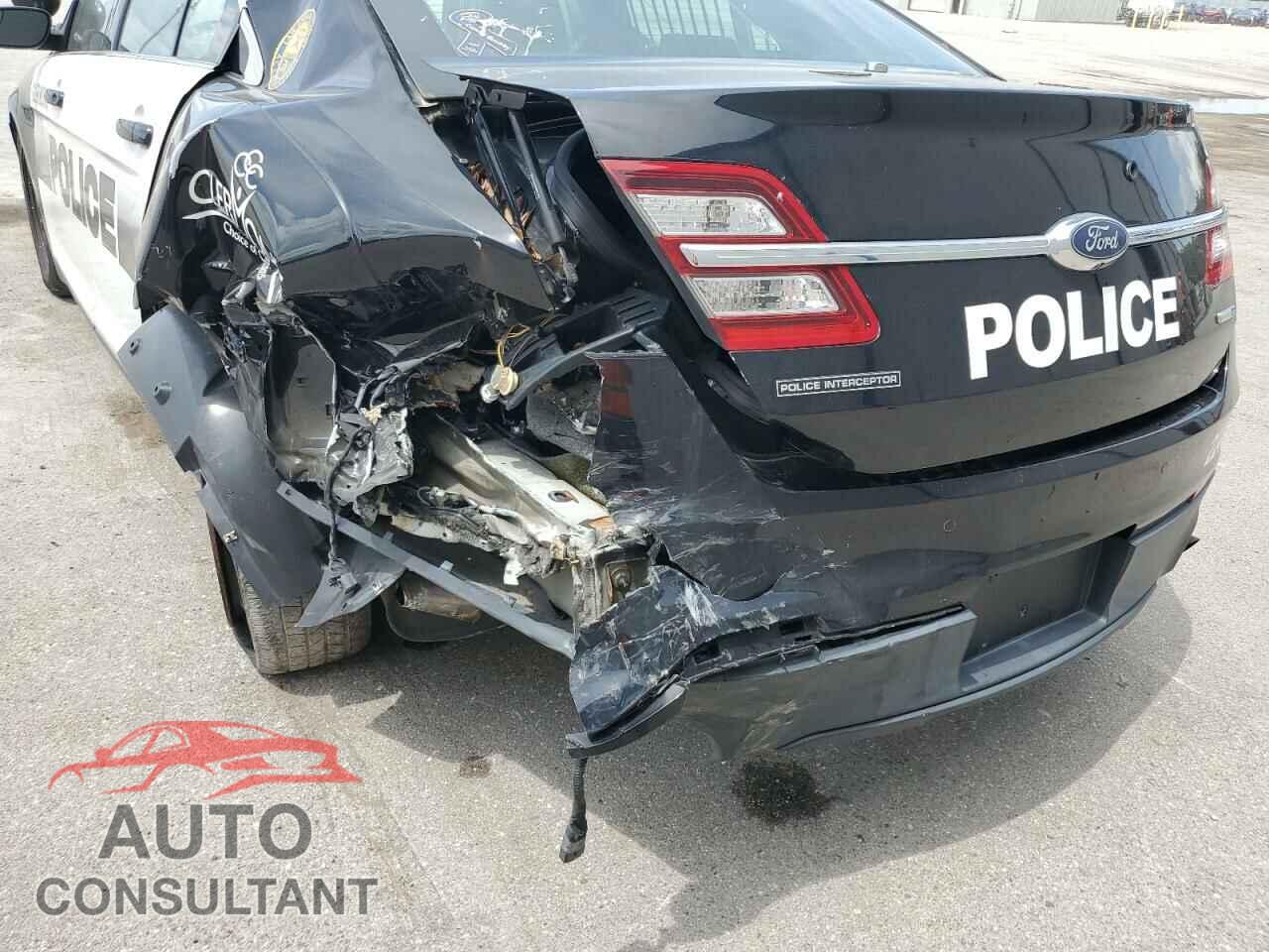 FORD TAURUS 2017 - 1FAHP2MK7HG118903
